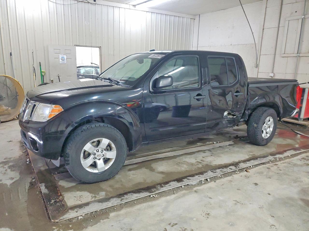 2013 Nissan Frontier Desert Runner, VIN 1N6AD0ER0DN751640 — Side