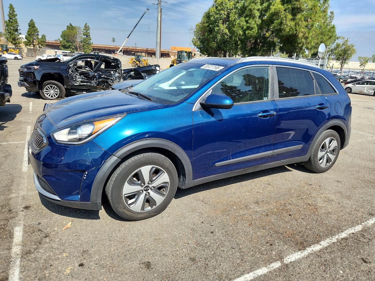 2019 Kia Niro LX, VIN KNDCB3LC4K5336576 — Rear end