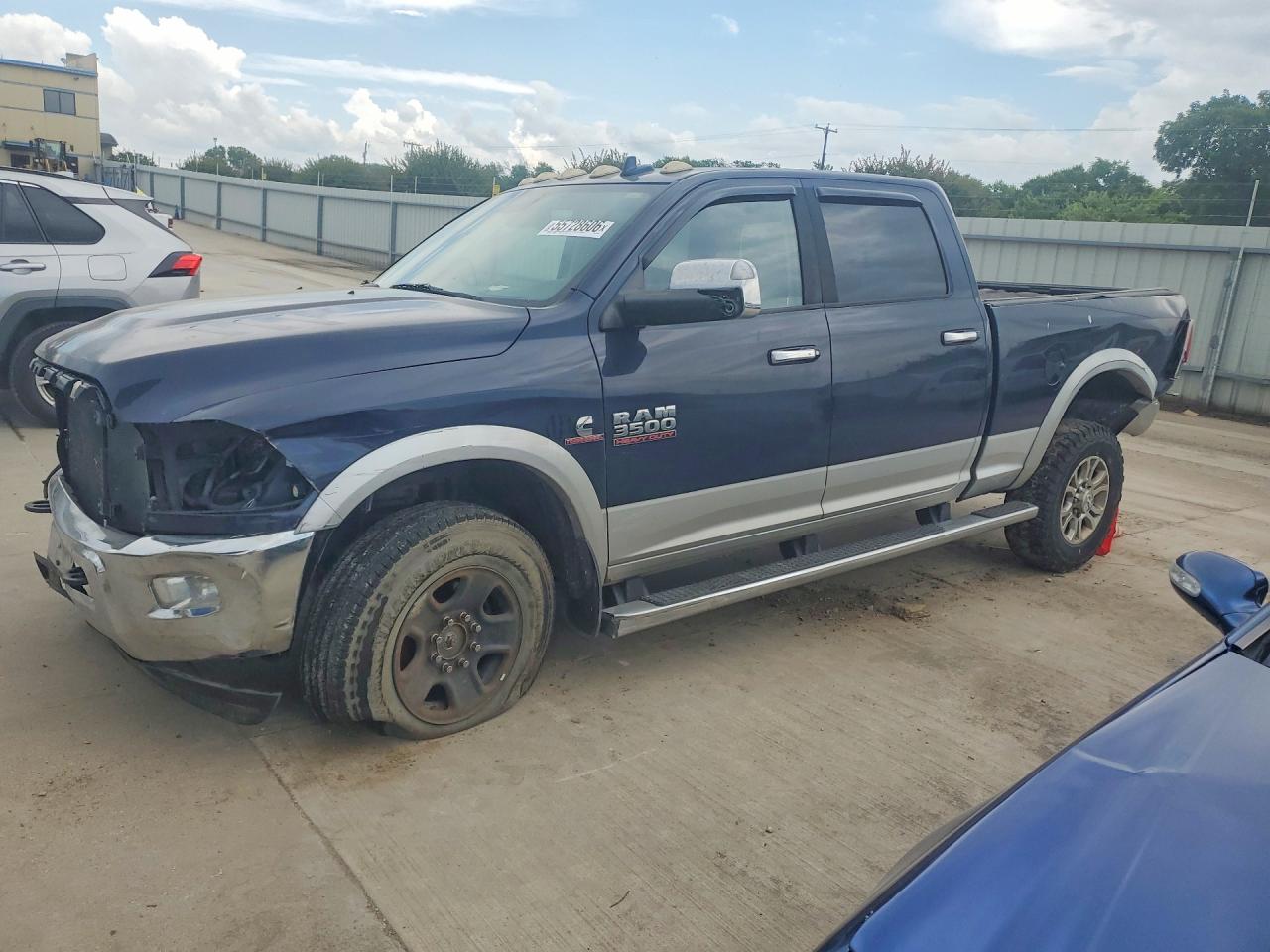 2014 Ram 3500 Laramie, VIN 3C63R3EL3EG215843 — Side