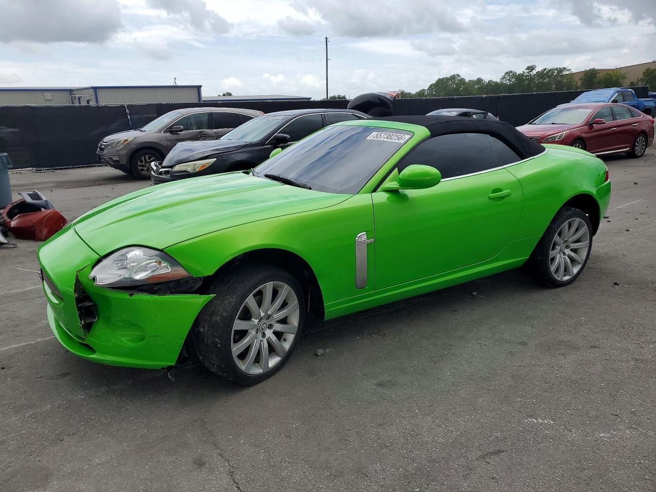 2009 Jaguar XK, VIN SAJWA44BX95B31385 — Front end