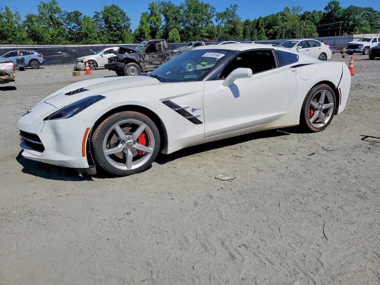 2015 Chevrolet Corvette 1LT, VIN 1G1YB2D77F5102268 — Front end