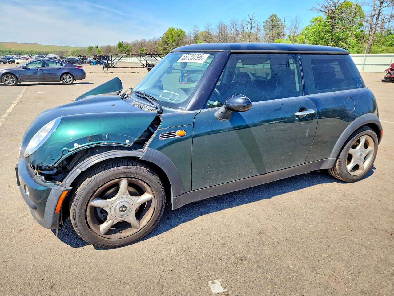 2003 MINI Hardtop, VIN WMWRC33413TC44094 — Перед
