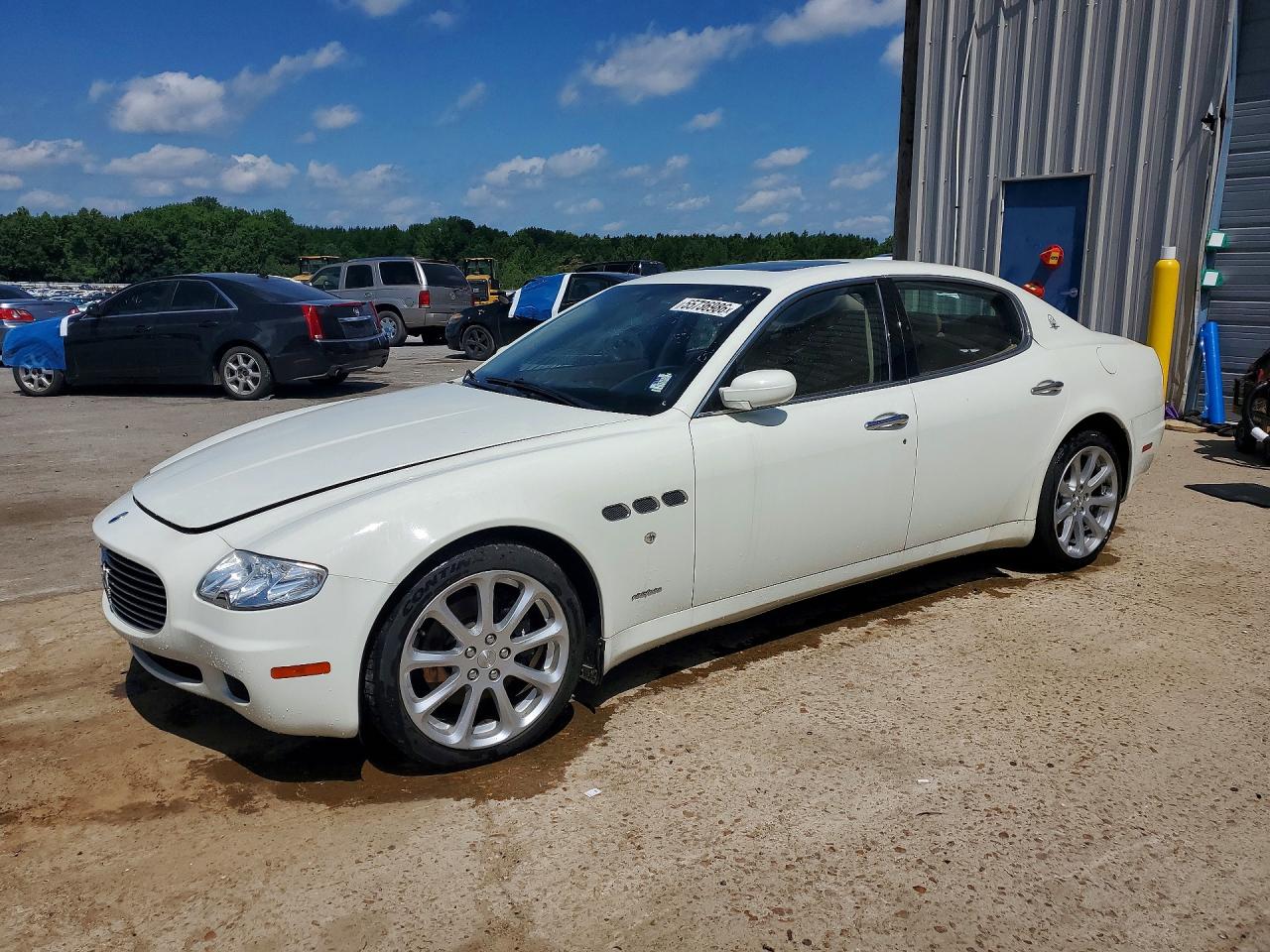 2007 Maserati Quattroporte, VIN ZAMFE39A670028948 — Auction photo 1 of 4