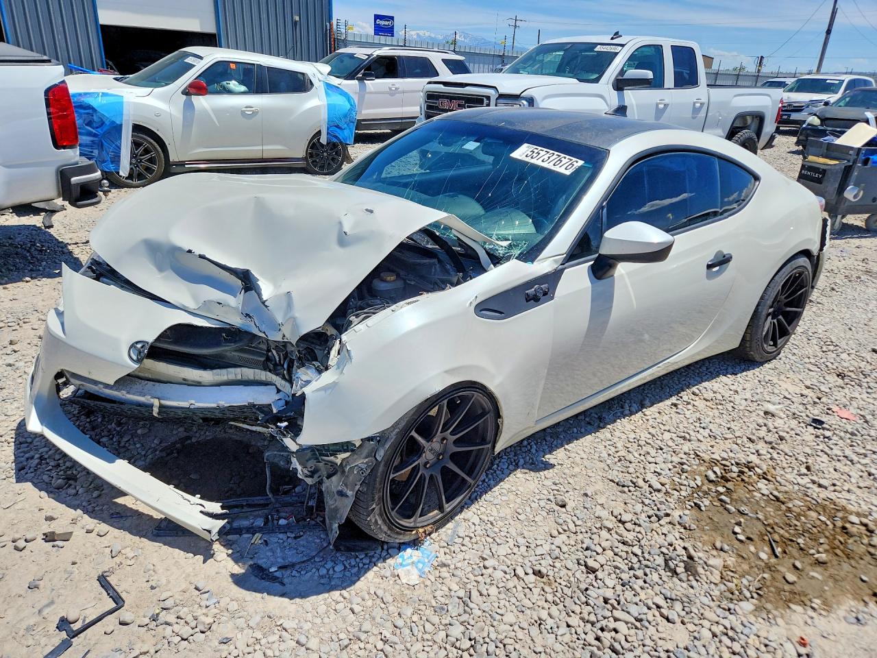 2016 Scion FR-S, VIN JF1ZNAA16G8703173 — Front end