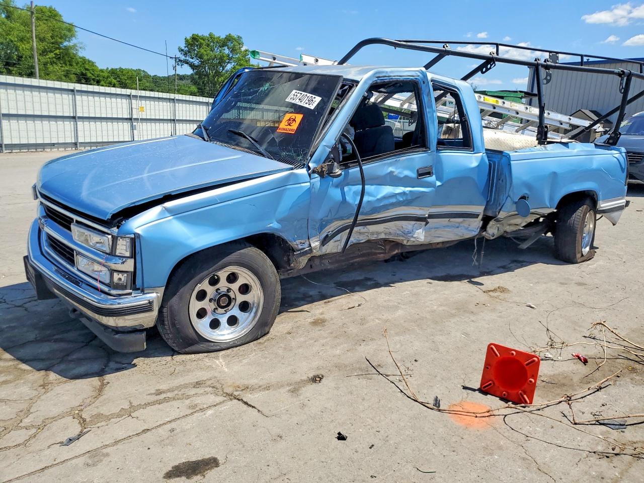 1997 Chevrolet Silverado 2500, VIN 1GCFC29R4VE193892 — Опрокидывание