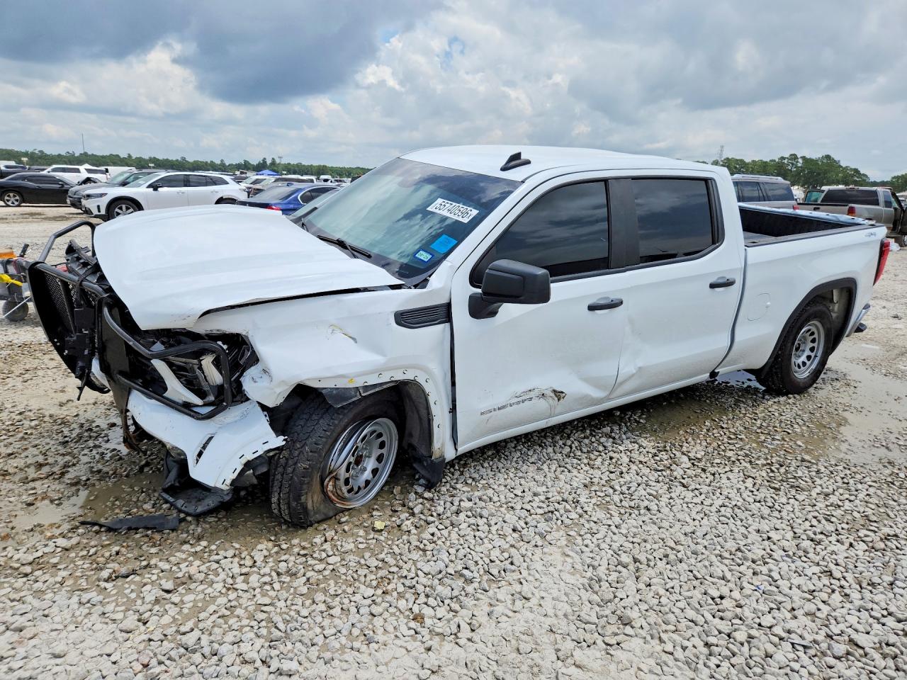 2024 GMC Sierra 1500 Pro, VIN 3GTUUAED0RG279420 — Front end