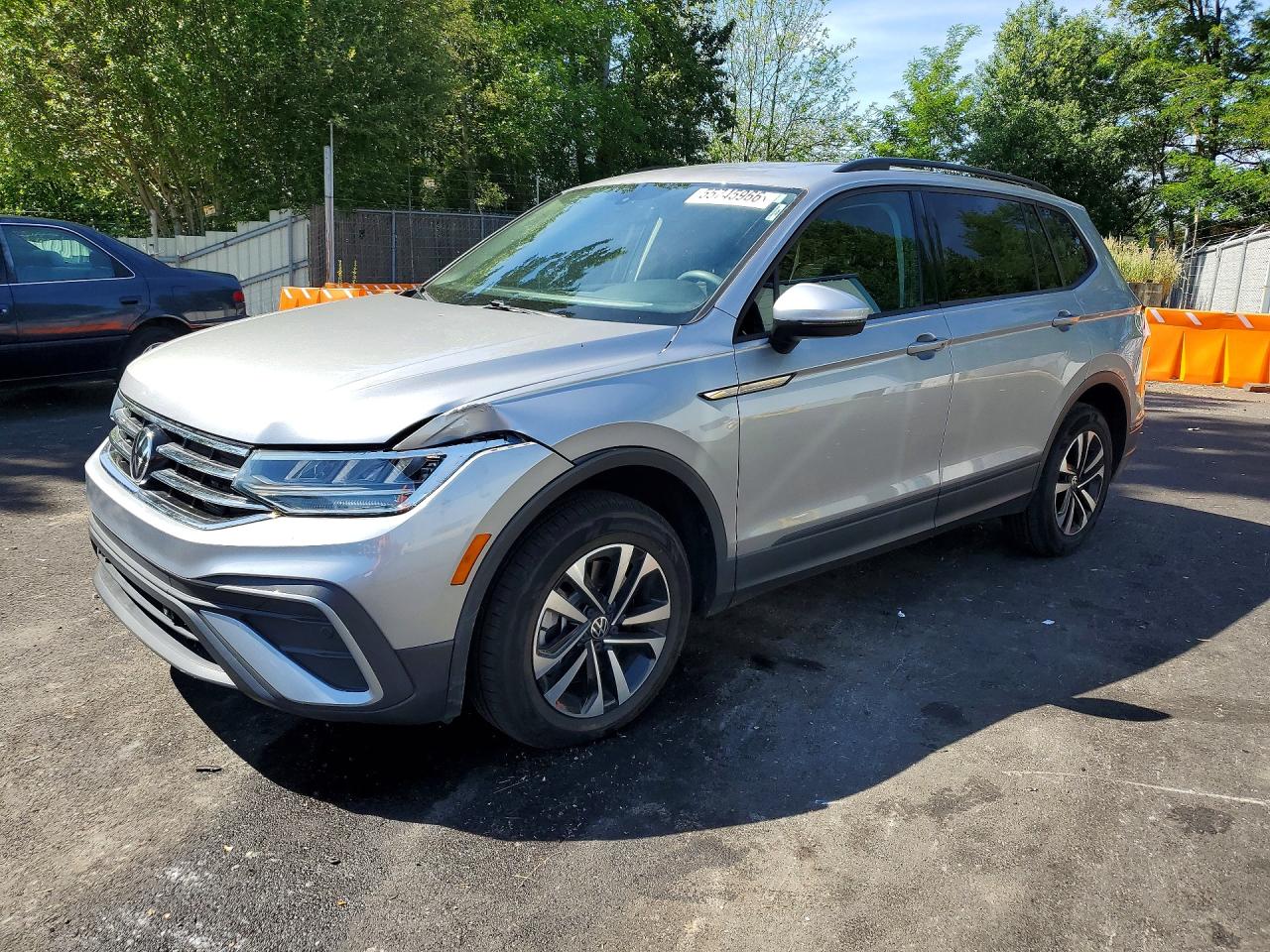 2023 Volkswagen Tiguan S, VIN 3VVRB7AX5PM072567 — Front end