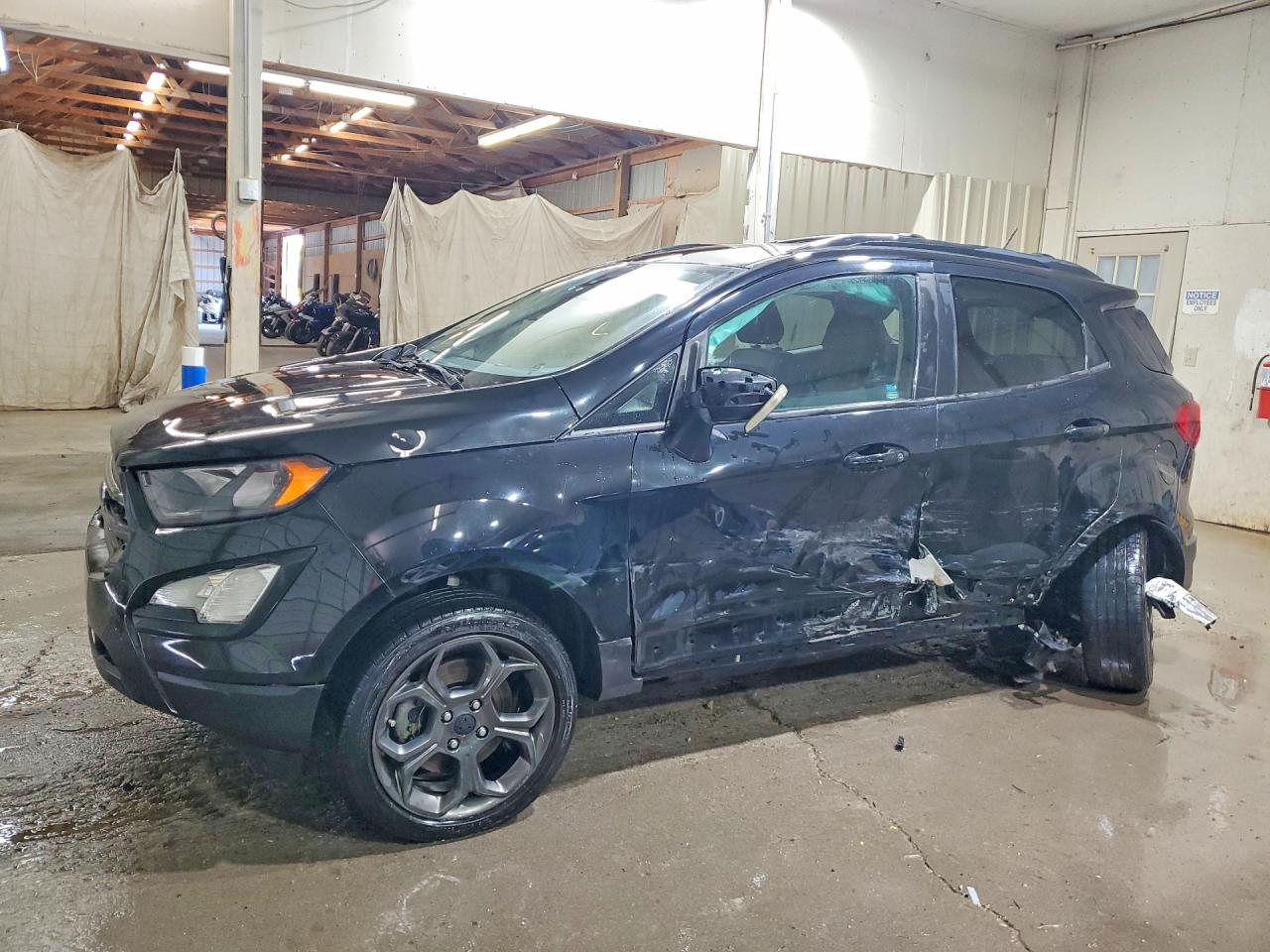 2018 Ford EcoSport SES, VIN MAJ6P1CL3JC182090 — Side
