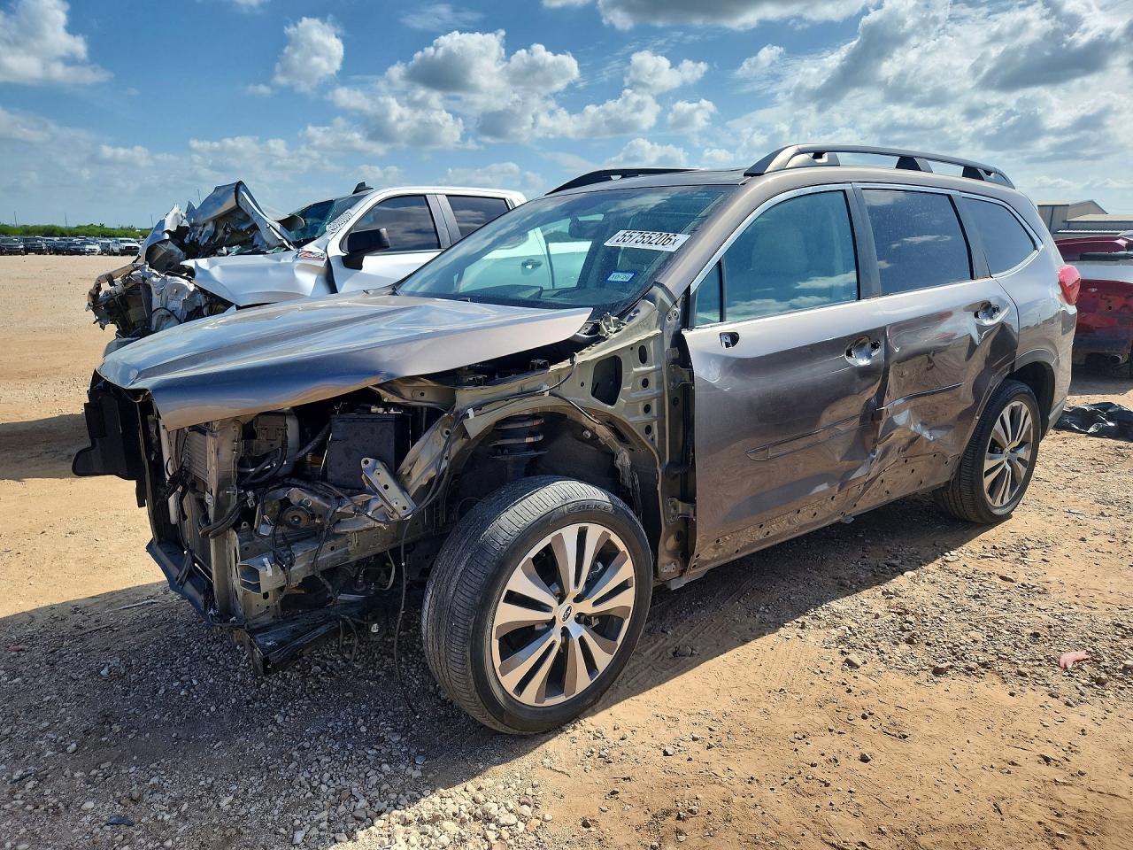 2022 Subaru Ascent Limited, VIN 4S4WMAPD9N3465231 — Front end