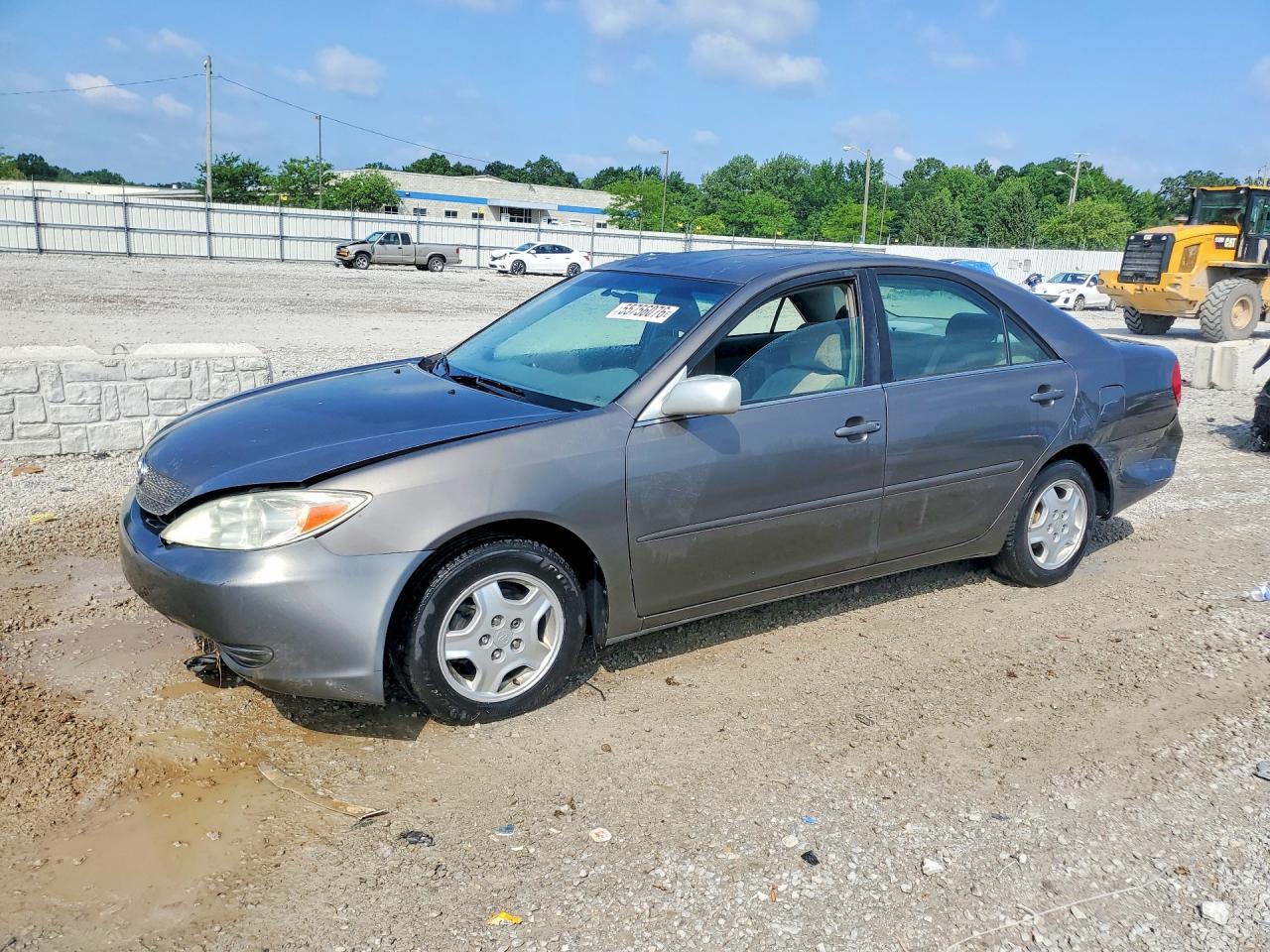 2002 Toyota Camry SE, VIN 4T1BF30K12U512531 — Undercarriage