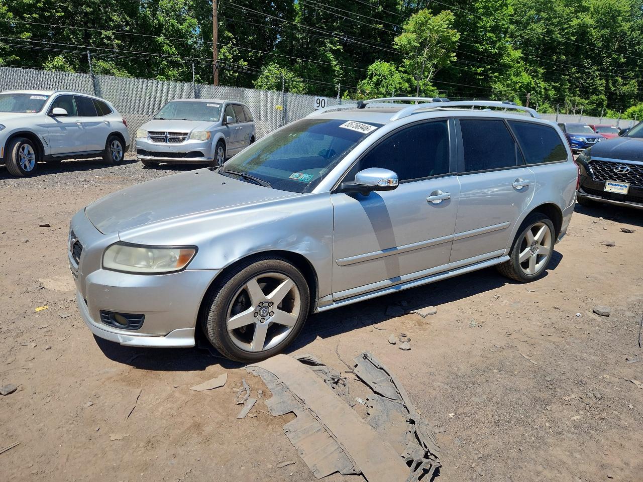 2009 Volvo V50 R-Design, VIN YV1MJ672392478188 — Бок