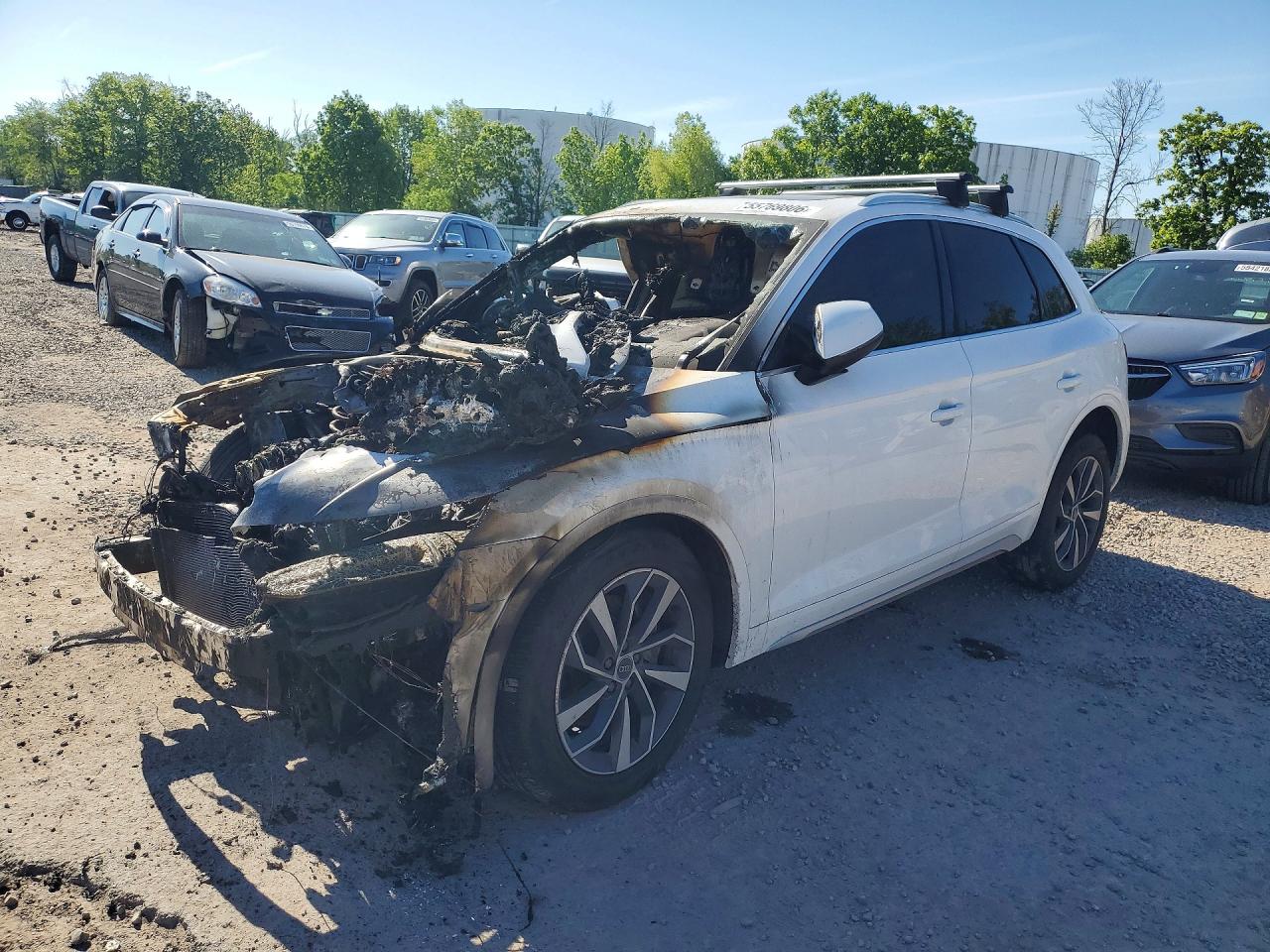 2021 Audi Q5 Premium Plus, VIN WA1BAAFY0M2051298 — Engine fire