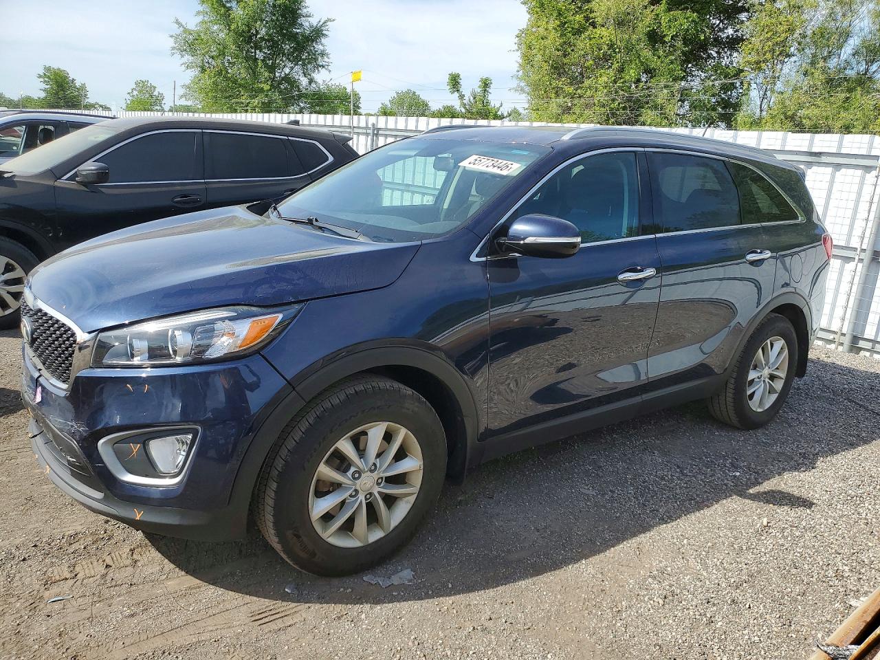 2017 Kia Sorento LX, VIN 5XYPG4A32HG306763 — Front end