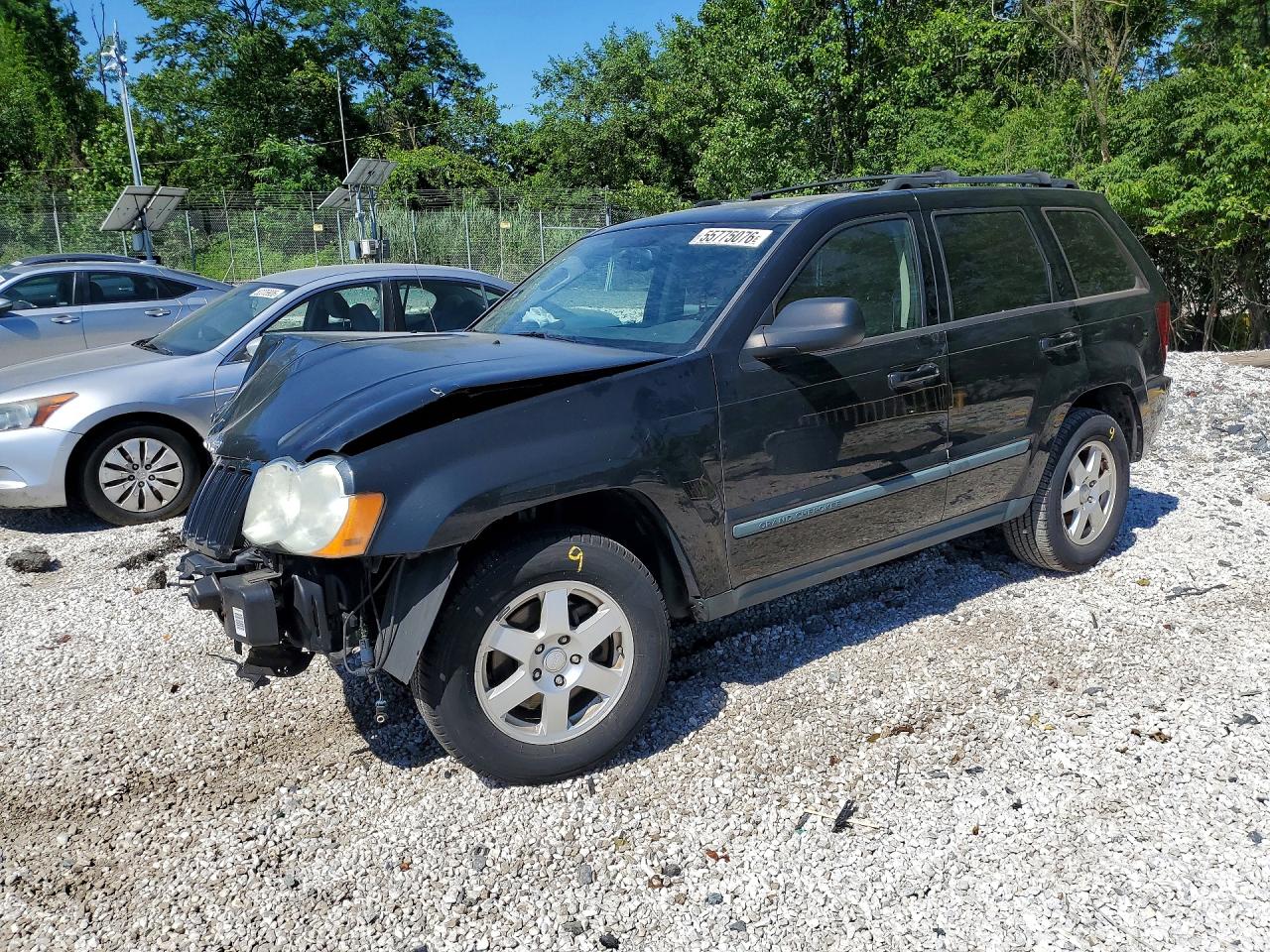 2009 Jeep Grand Cherokee Laredo, VIN 1J8GR48K89C529623 — Front end