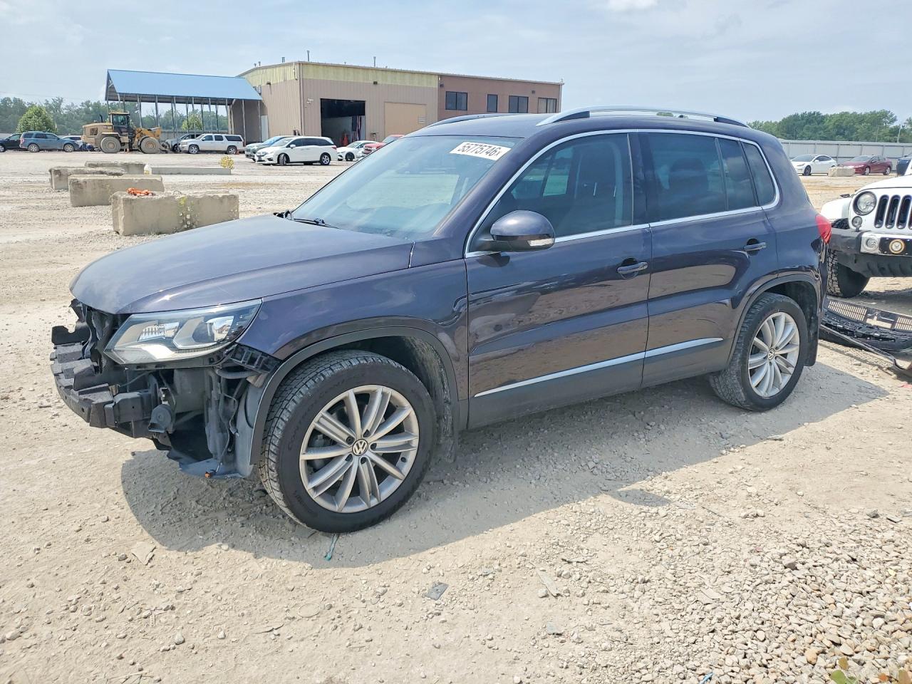 2016 Volkswagen Tiguan SEL, VIN WVGBV7AX8GW568465 — Front end