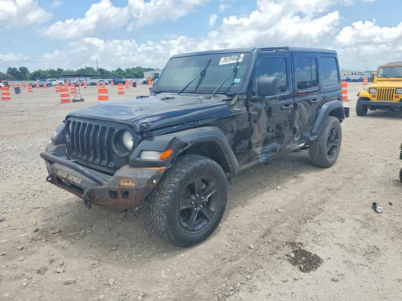 2022 Jeep Wrangler Unlimited Sport, VIN 1C4HJXDG4NW224229 — Side