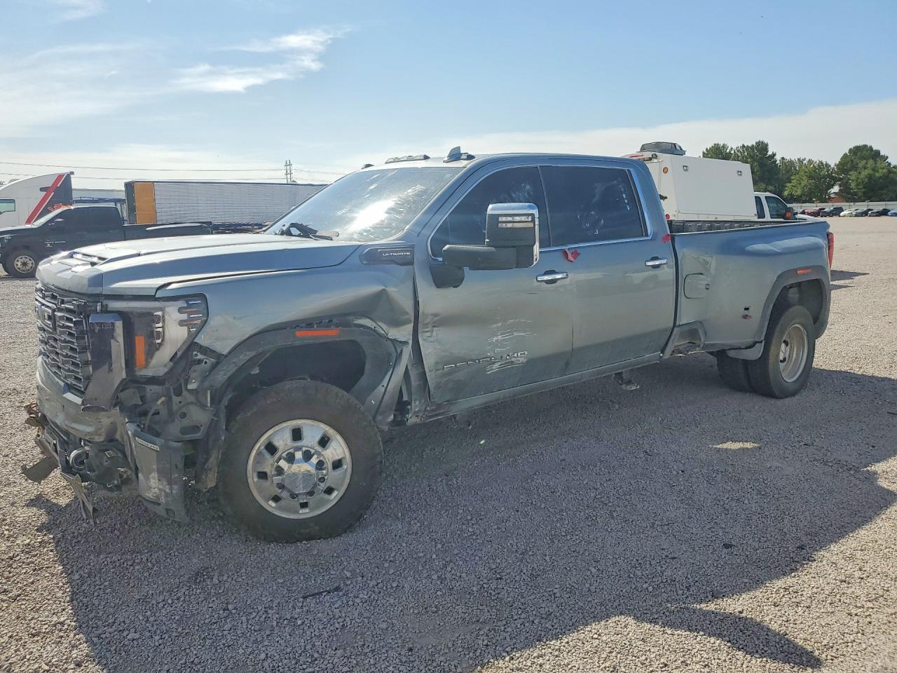 2024 GMC Sierra 3500HD Denali Ultimate, VIN 1GT49YEY9RF250111 — Vandalism