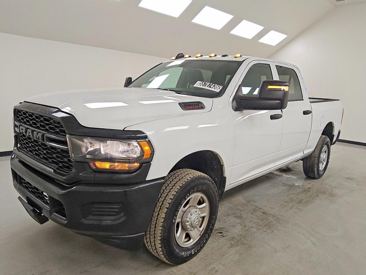 2024 Ram 2500 Tradesman, VIN 3C6UR5CJ4RG356864 — Зад