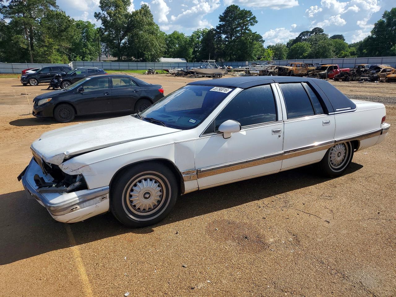 1994 Buick Roadmaster, VIN 1G4BN52P6RR400375 — Front end