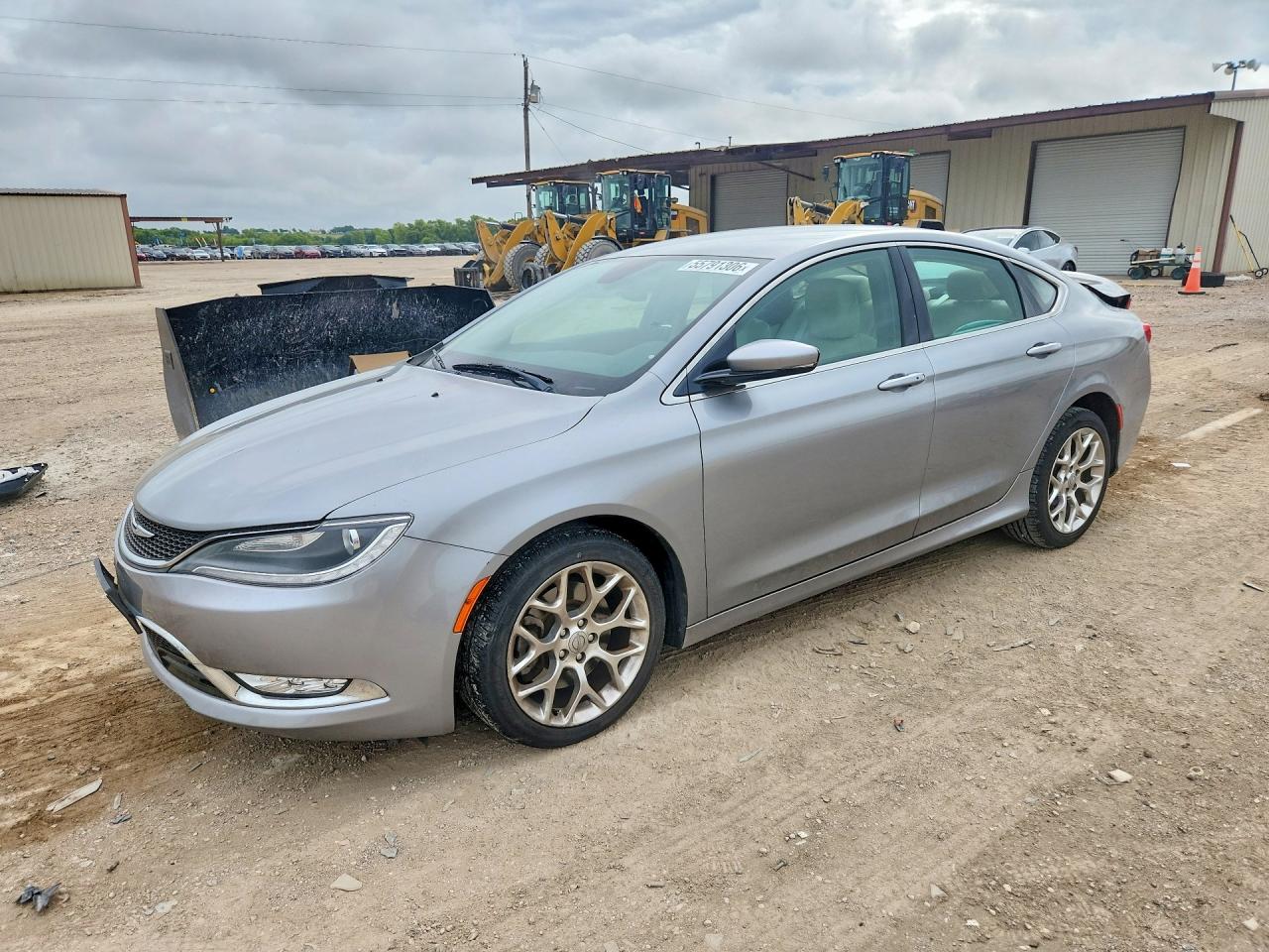 2015 Chrysler 200 C, VIN 1C3CCCEG7FN523687 — Rear end