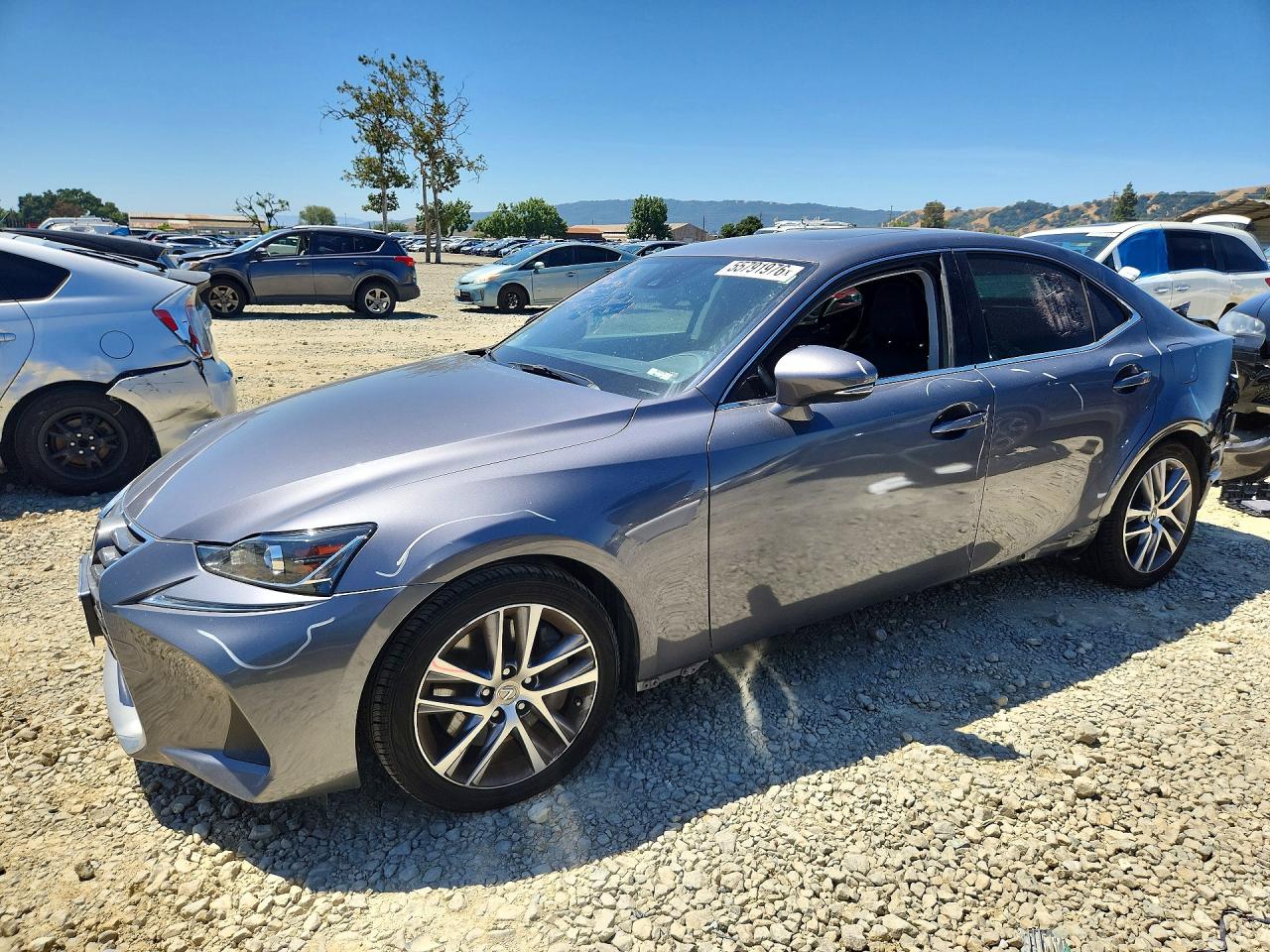 2019 Lexus IS 300, VIN JTHBA1D2XK5090303 — Зад
