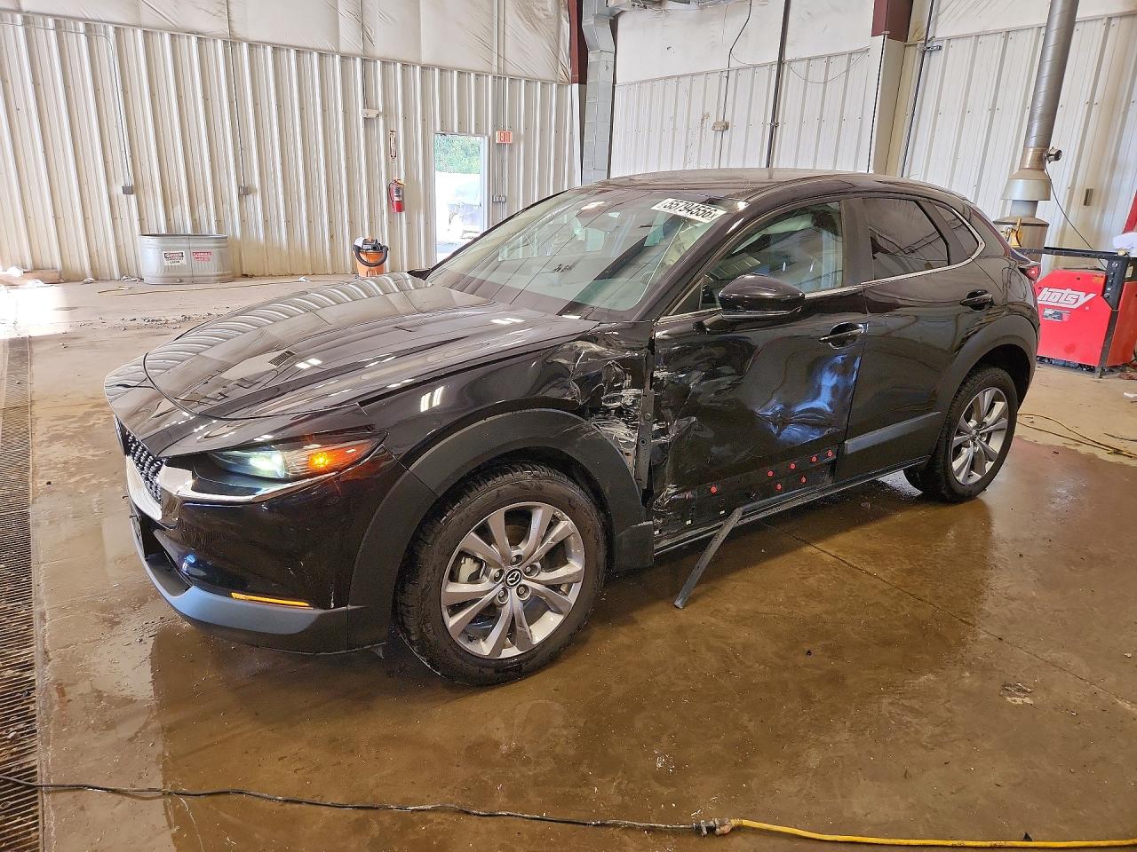 2021 Mazda CX-30 Select, VIN 3MVDMBBL6MM269839 — Front end