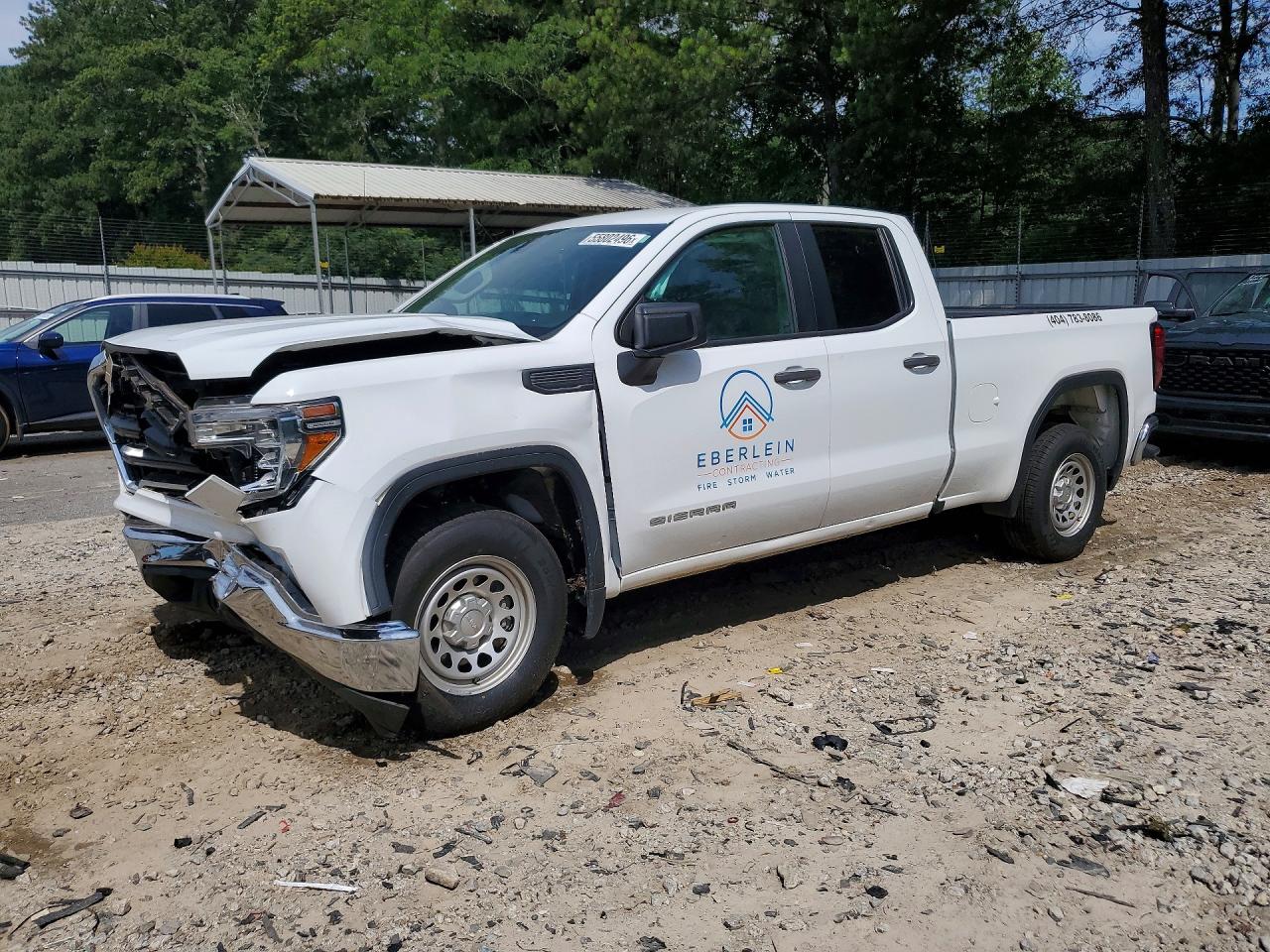 2021 GMC Sierra 1500, VIN 1GTR8AEH1MZ171460 — Front end