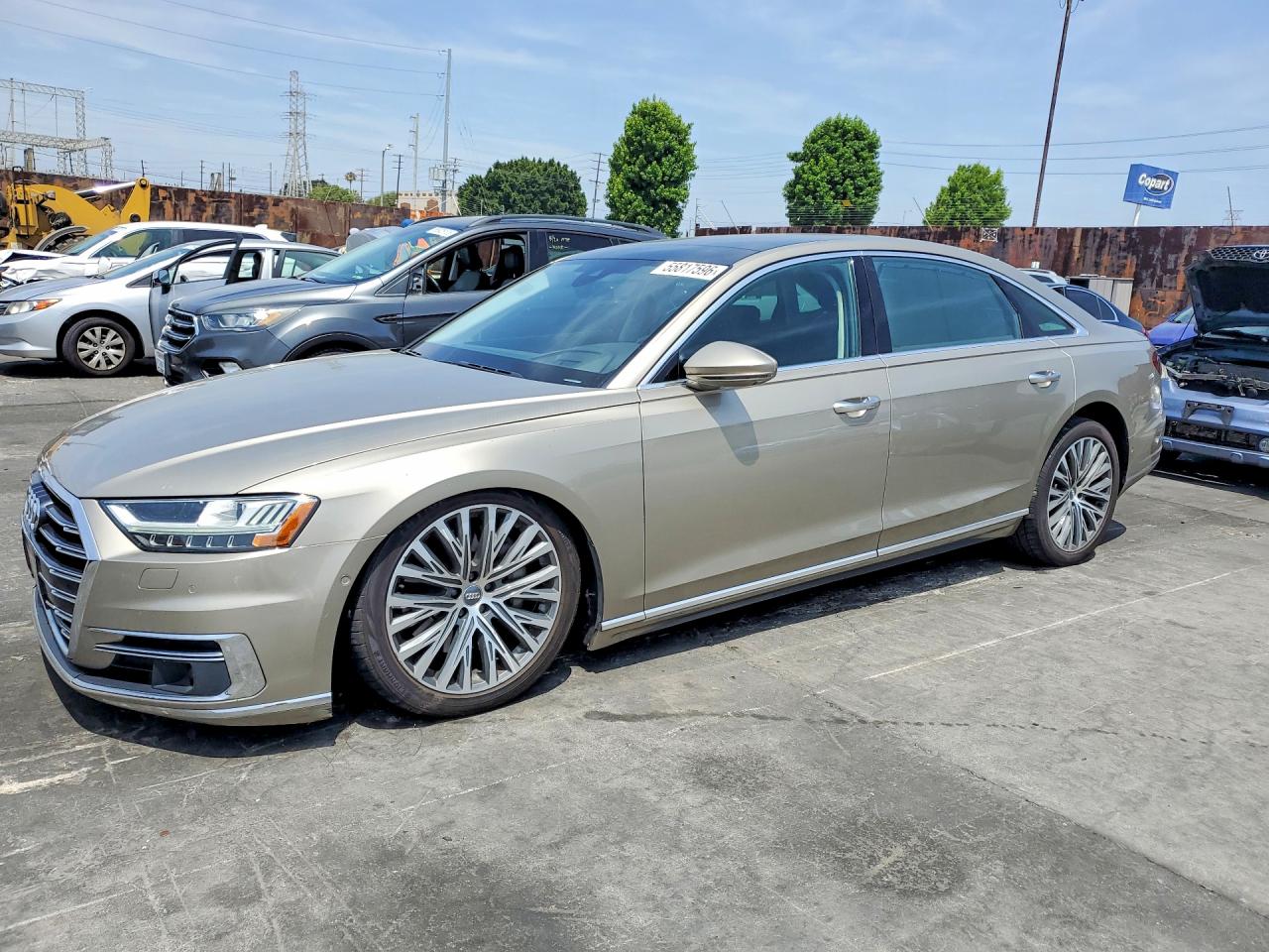 2019 Audi A8, VIN WAU8DAF85KN017647 — Перед