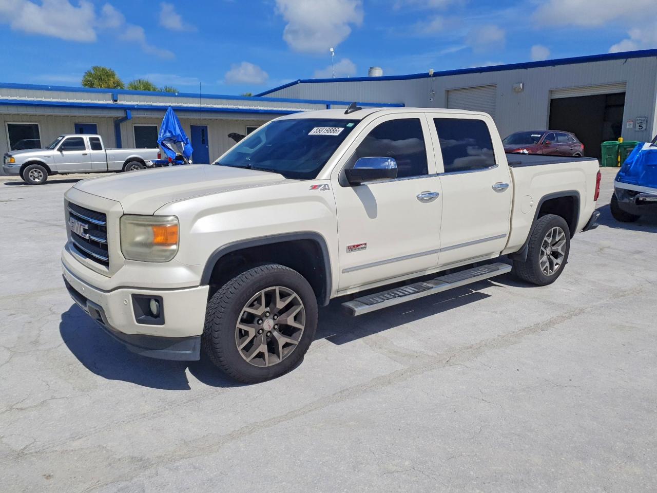 2015 GMC Sierra 1500 SLT, VIN 3GTU2VEC4FG409490 — Rear end