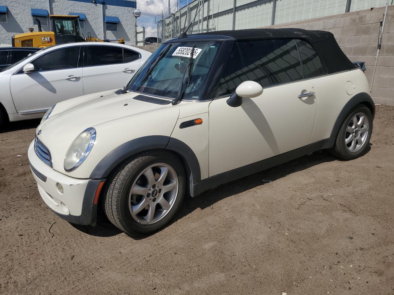 2008 MINI Convertible, VIN WMWRF33538TG18650 — Зад