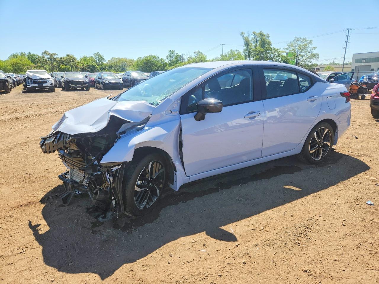 2024 Nissan Versa SR, VIN 3N1CN8FV7RL884683 — Front end