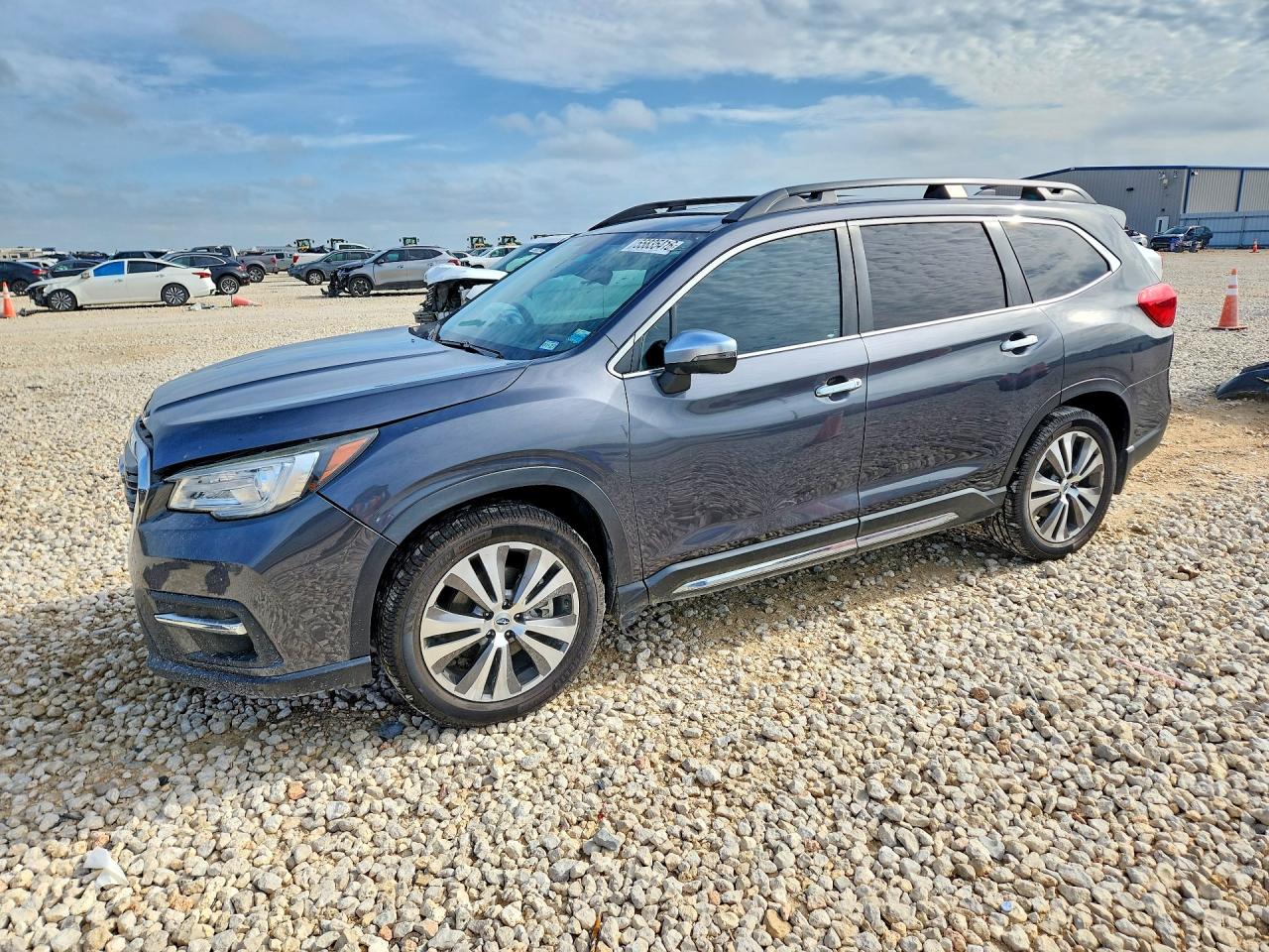 2021 Subaru Ascent Touring, VIN 4S4WMARDXM3435358 — Front end