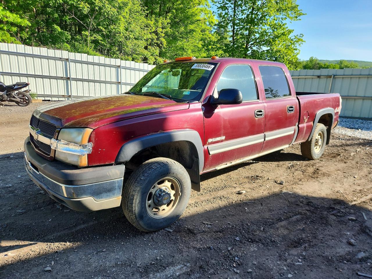 2003 Chevrolet Silverado 1500HD LS, VIN 1GCGK13U83F232599 — Зад