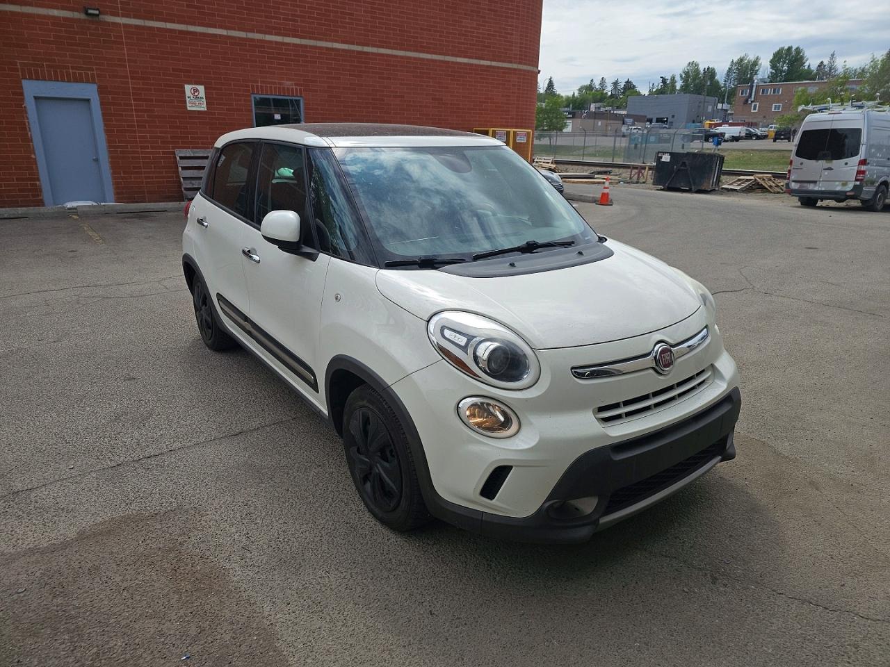 2015 FIAT 500L Urbana Trekking, VIN ZFBCFADH2FZ033879 — Mechanical
