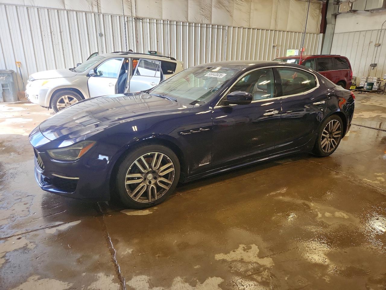 2018 Maserati Ghibli S Q4 GranLusso, VIN ZAM57YTL7J1293294 — Механическое