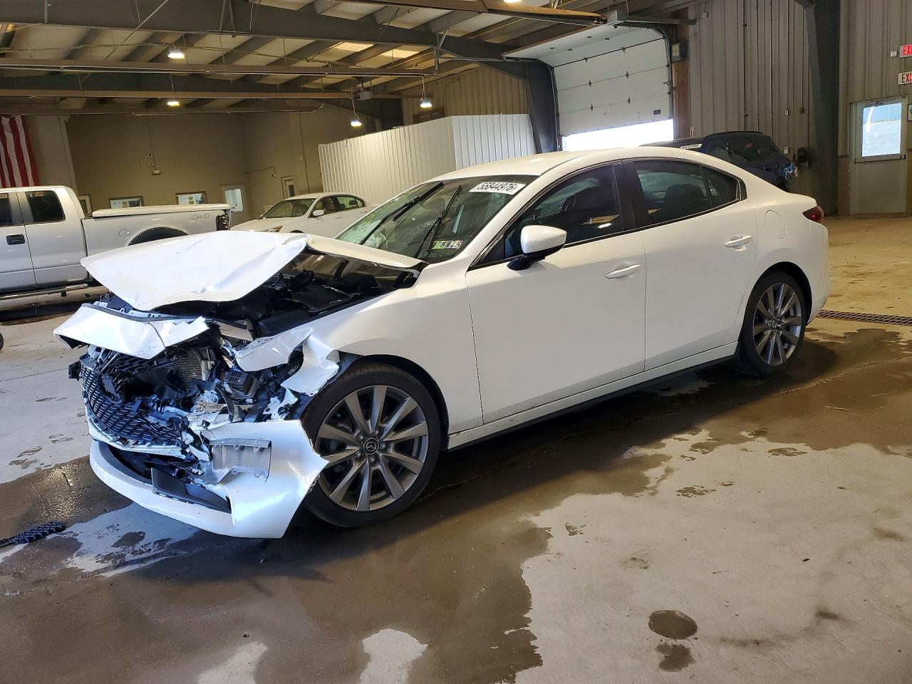 2022 Mazda 3 Select, VIN 3MZBPABL7NM314165 — Front end