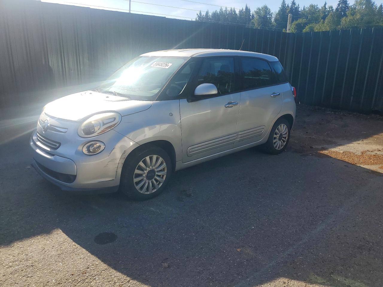 2014 FIAT 500L Easy, VIN ZFBCFABH4EZ028099 — Front end