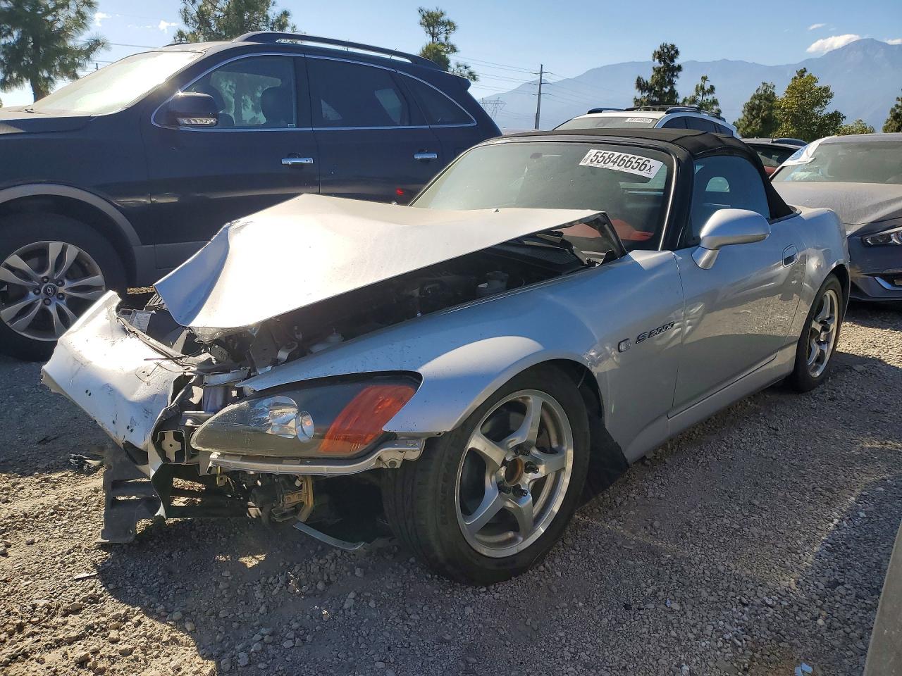 2002 Honda S2000, VIN JHMAP114X2T004077 — Front end