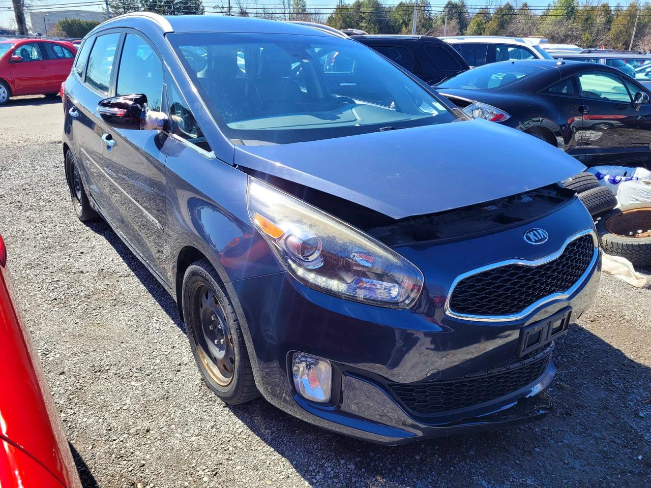 2014 Kia Rondo EX, VIN KNAHU8A37E7035306 — Front end