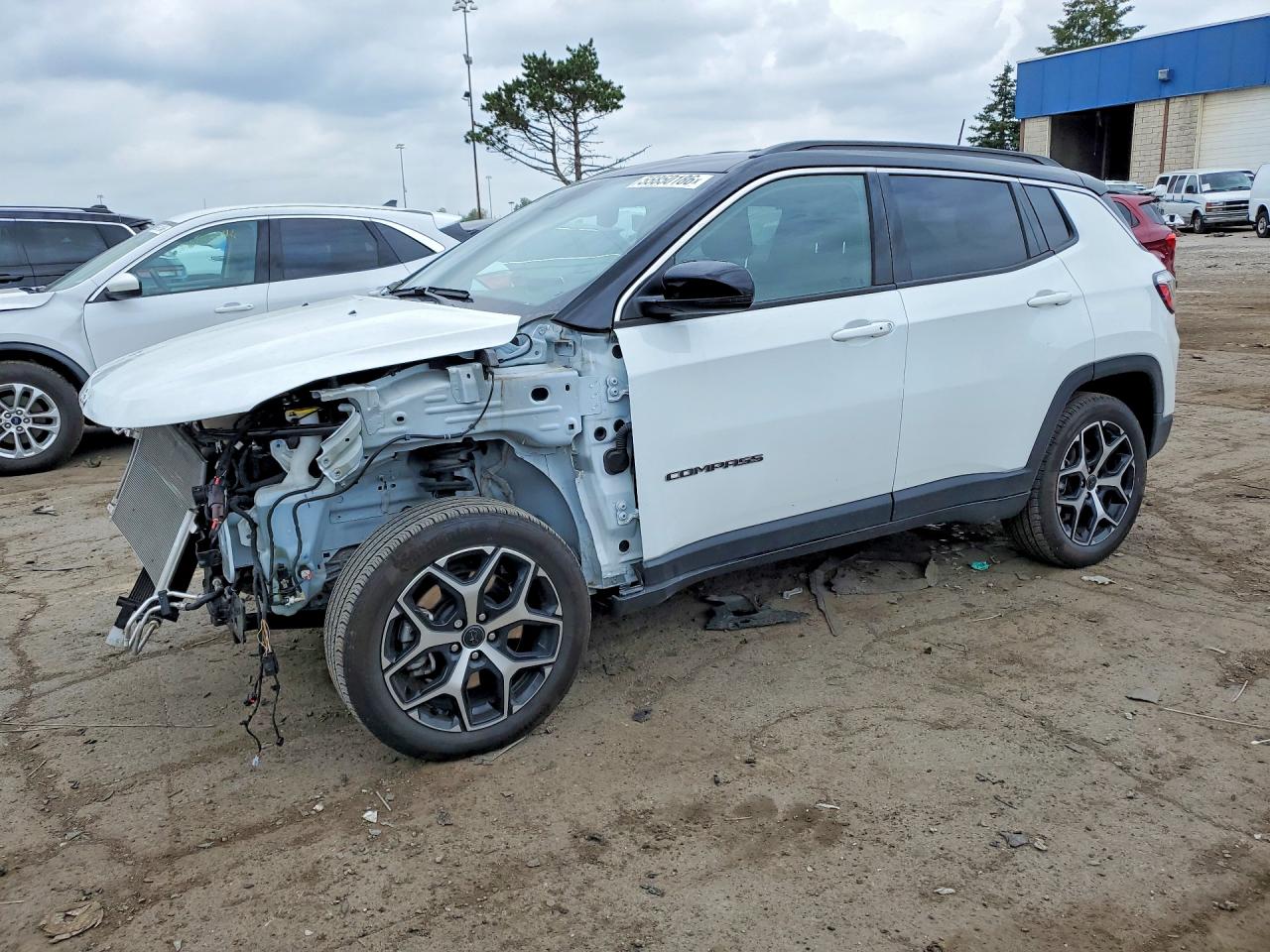 2025 Jeep Compass Limited, VIN 3C4NJDCN7ST528139 — Front end