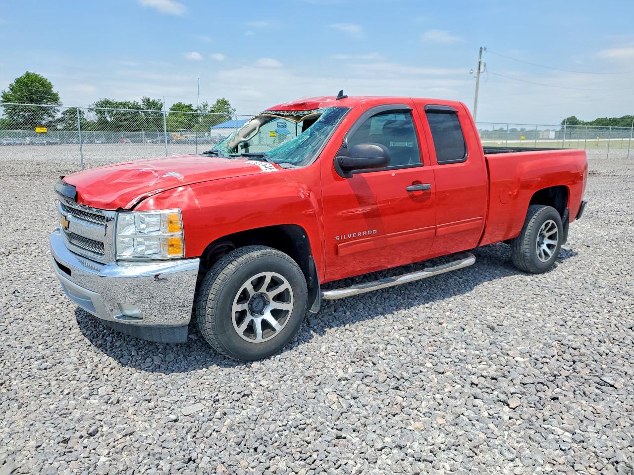 2012 Chevrolet Silverado 1500 LT, VIN 1GCRCSE07CZ176725 — Front end