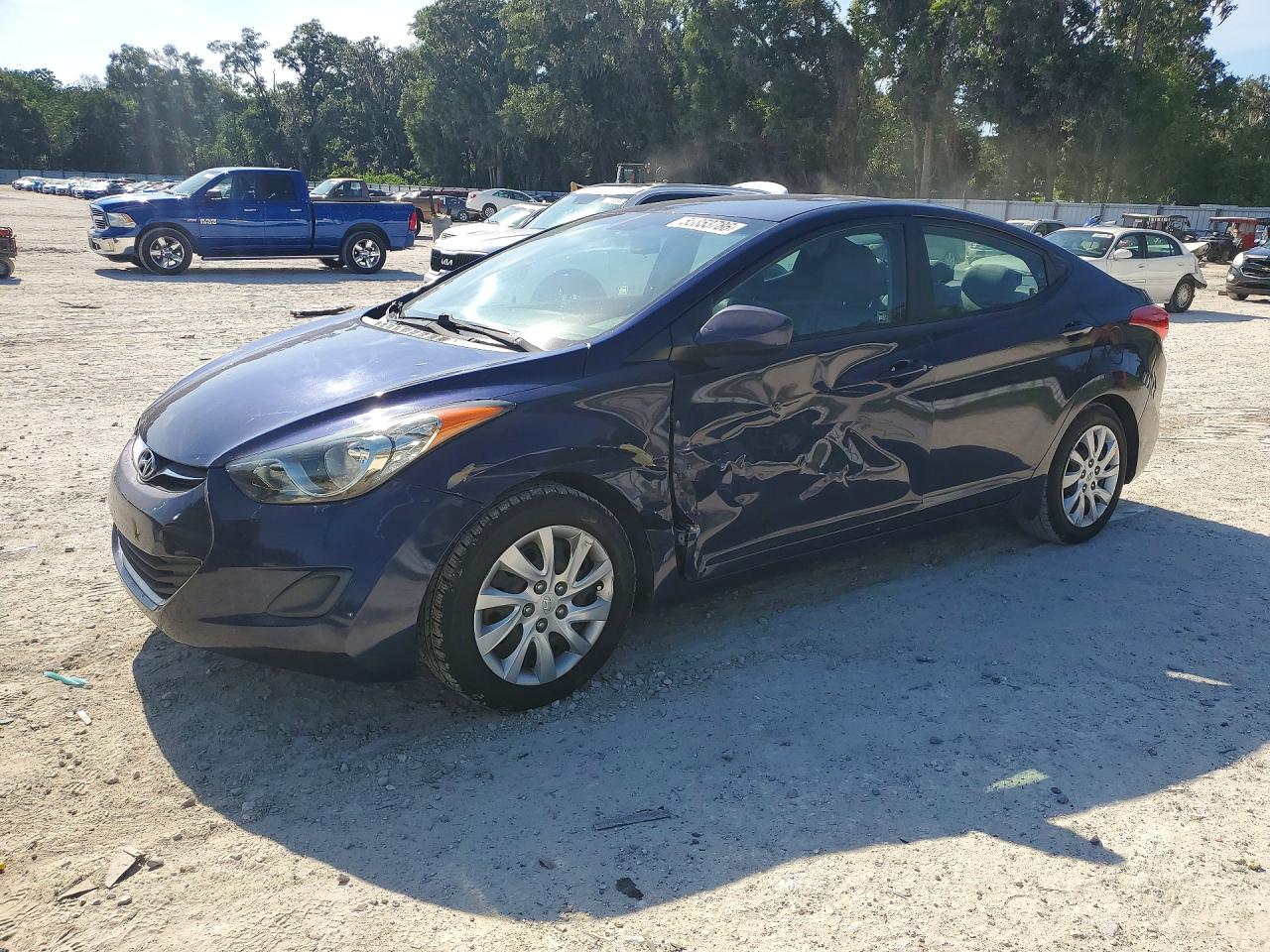 2012 Hyundai Elantra Limited, VIN 5NPDH4AE8CH128733 — Side