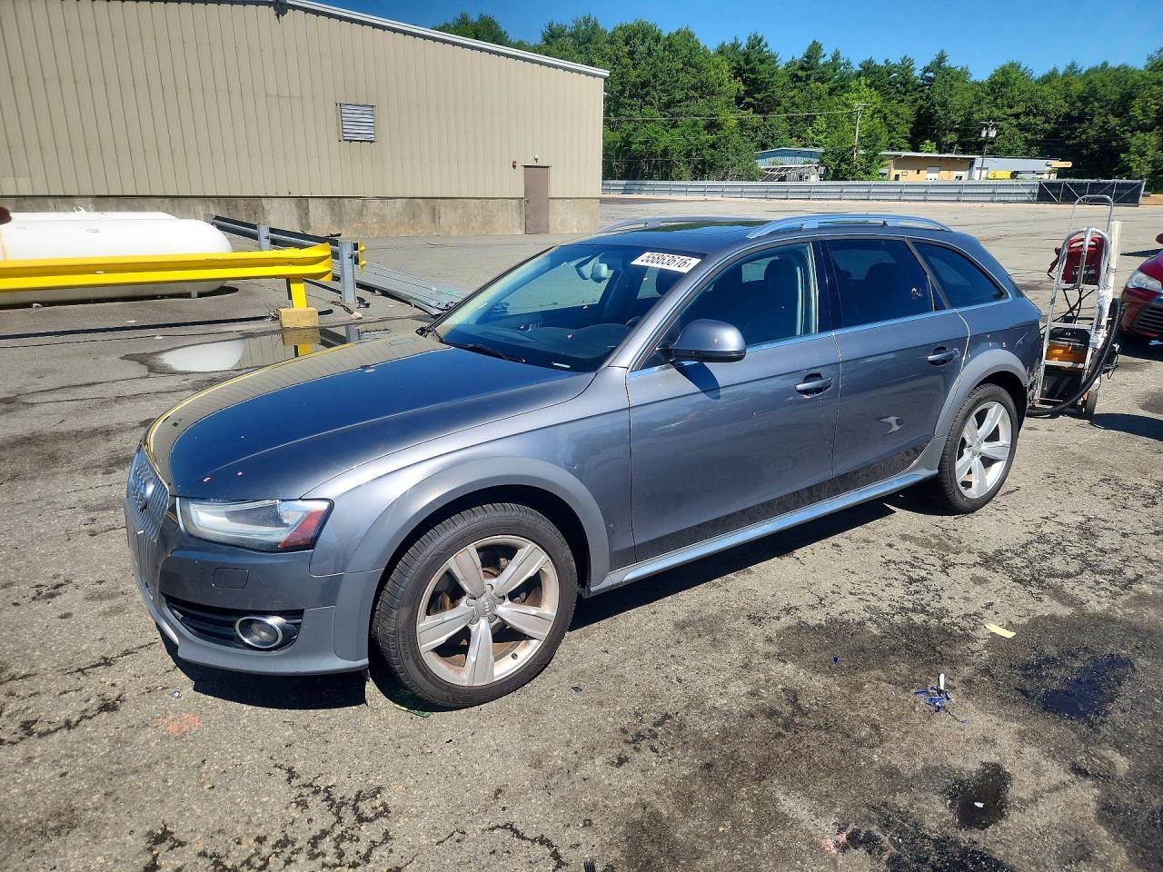 2014 Audi allroad A4 Premium Plus, VIN WA1UFAFL8EA053662 — Rear end