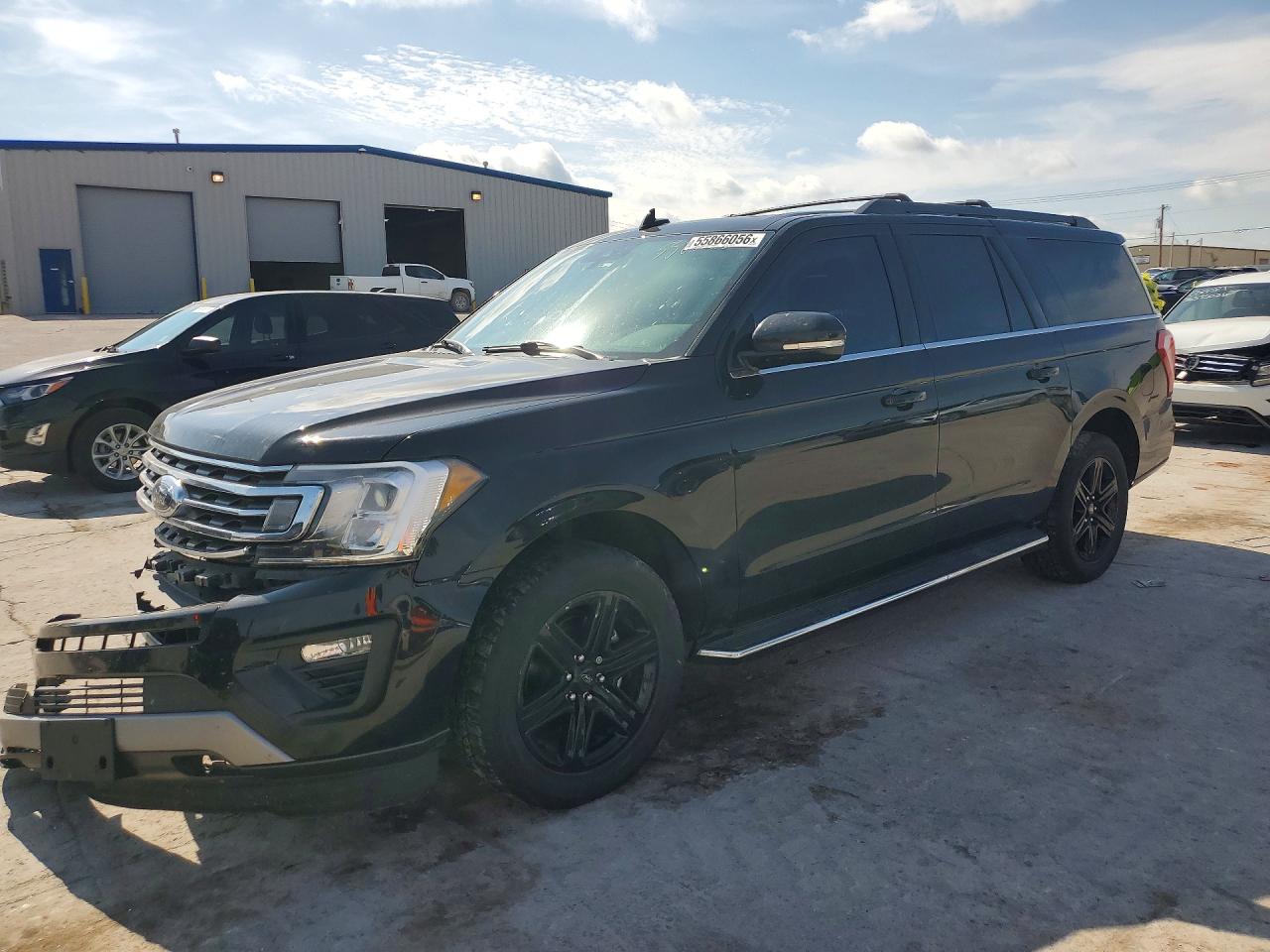 2020 Ford Expedition Max XLT, VIN 1FMJK1JT3LEA69152 — Front end