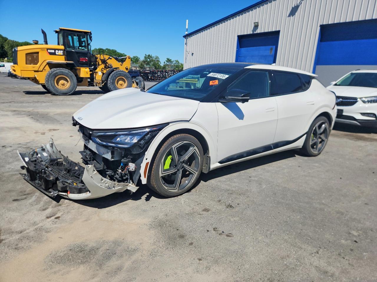 2023 Kia EV6 GT, VIN KNDC5DLE6P5106429 — Front end
