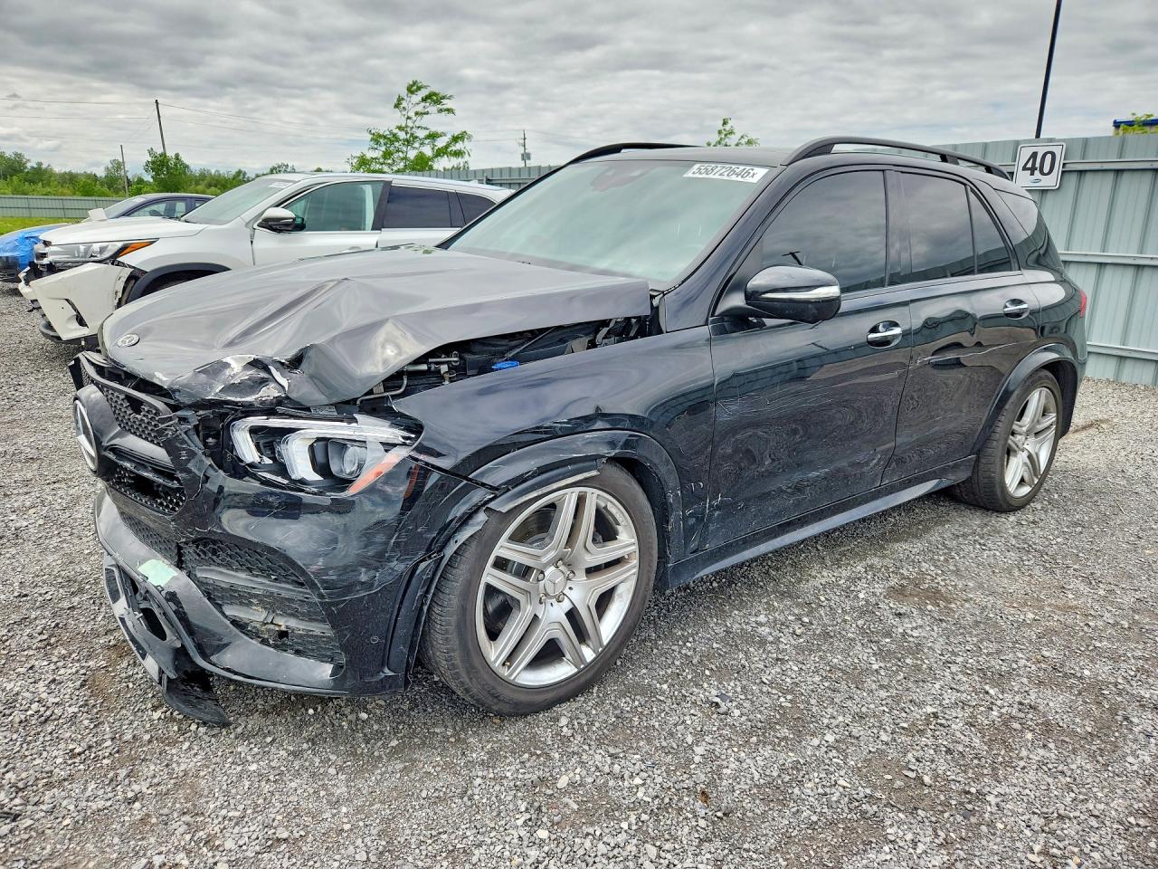 2020 Mercedes-Benz GLE 450, VIN 4JGFB5KB6LA090135 — Front end