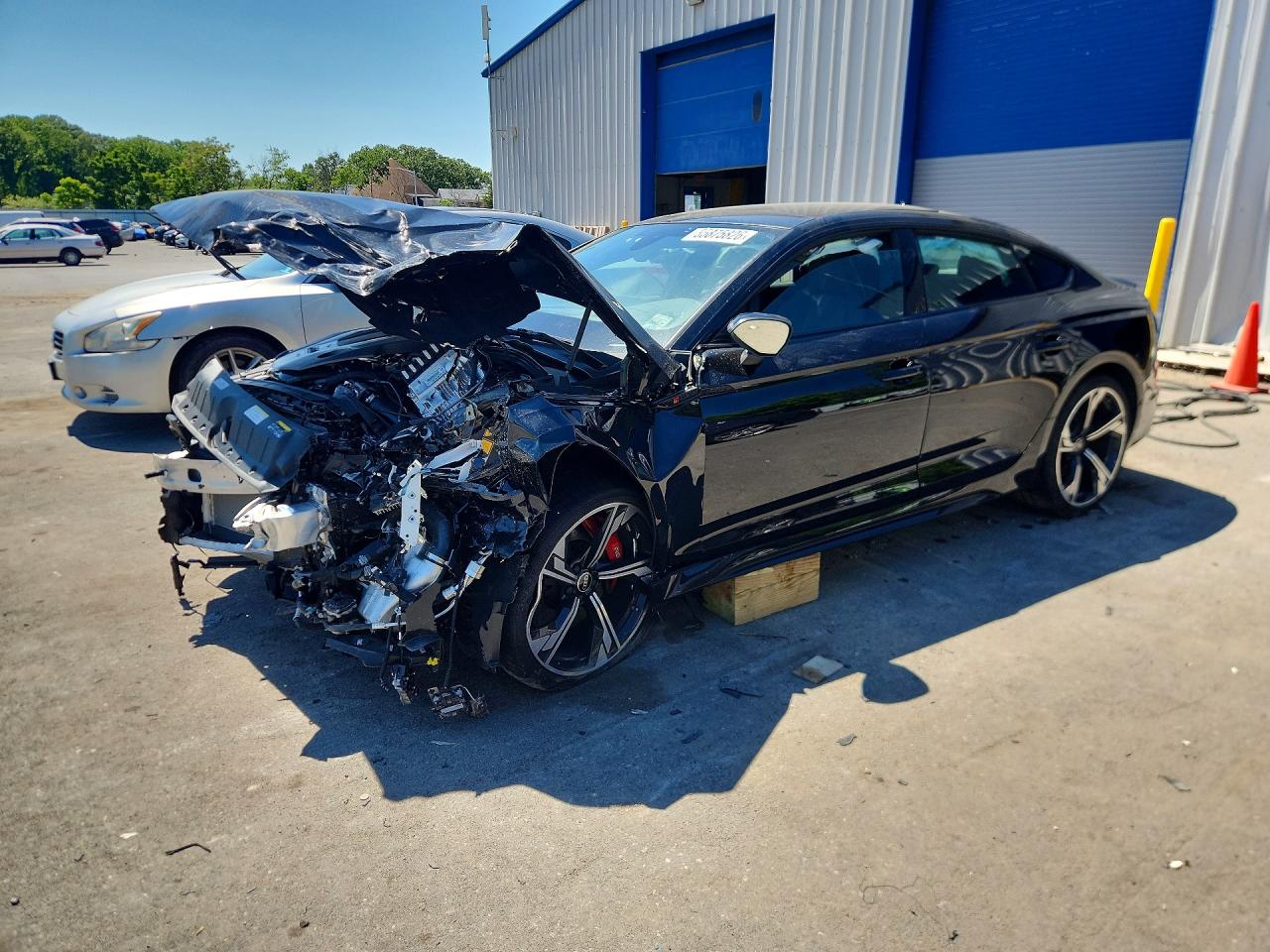 2025 Audi RS 5 Sportback, VIN WUAAWCF54SA902027 — Front end