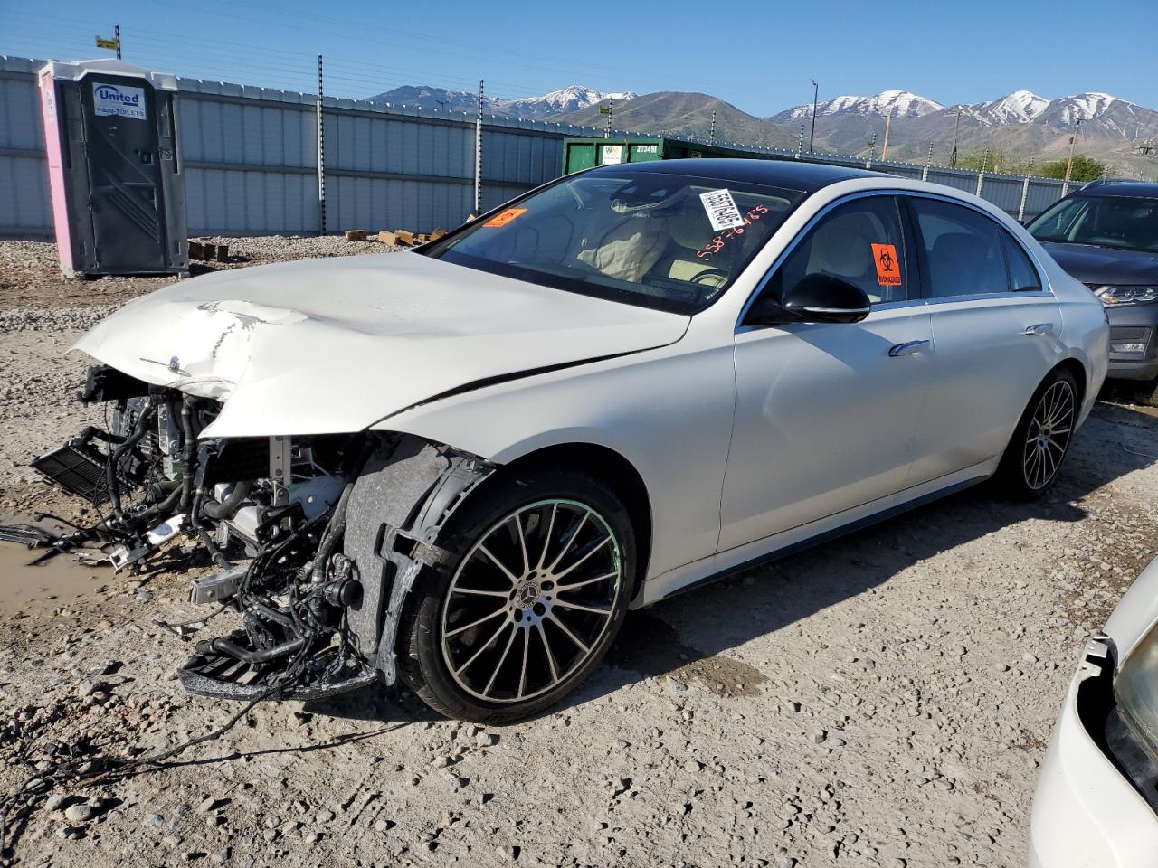 2022 Mercedes-Benz S 580, VIN W1K6G7GB0NA106526 — Front end