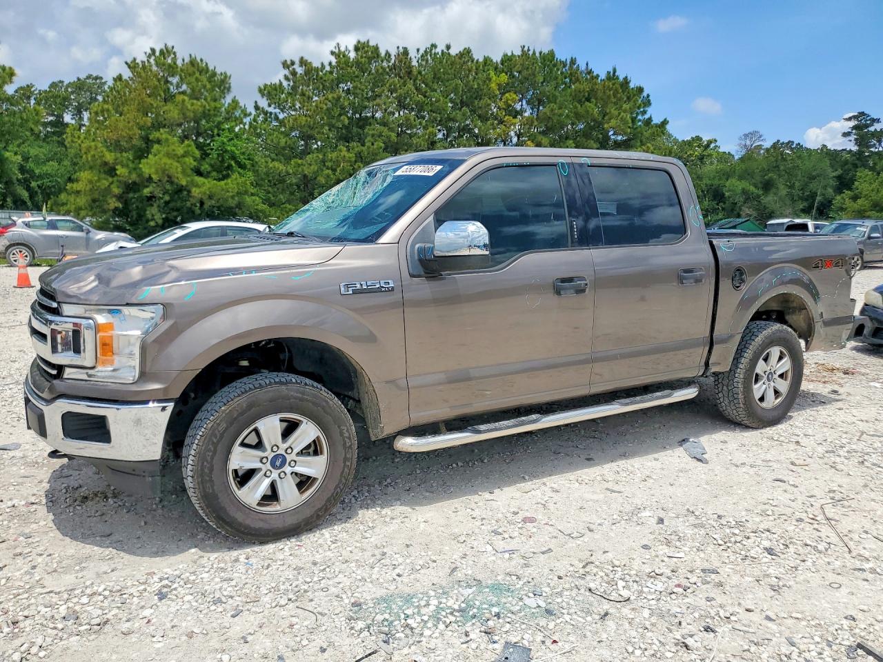 2018 Ford F-150 XLT, VIN 1FTEW1E51JFA07519 — Roof