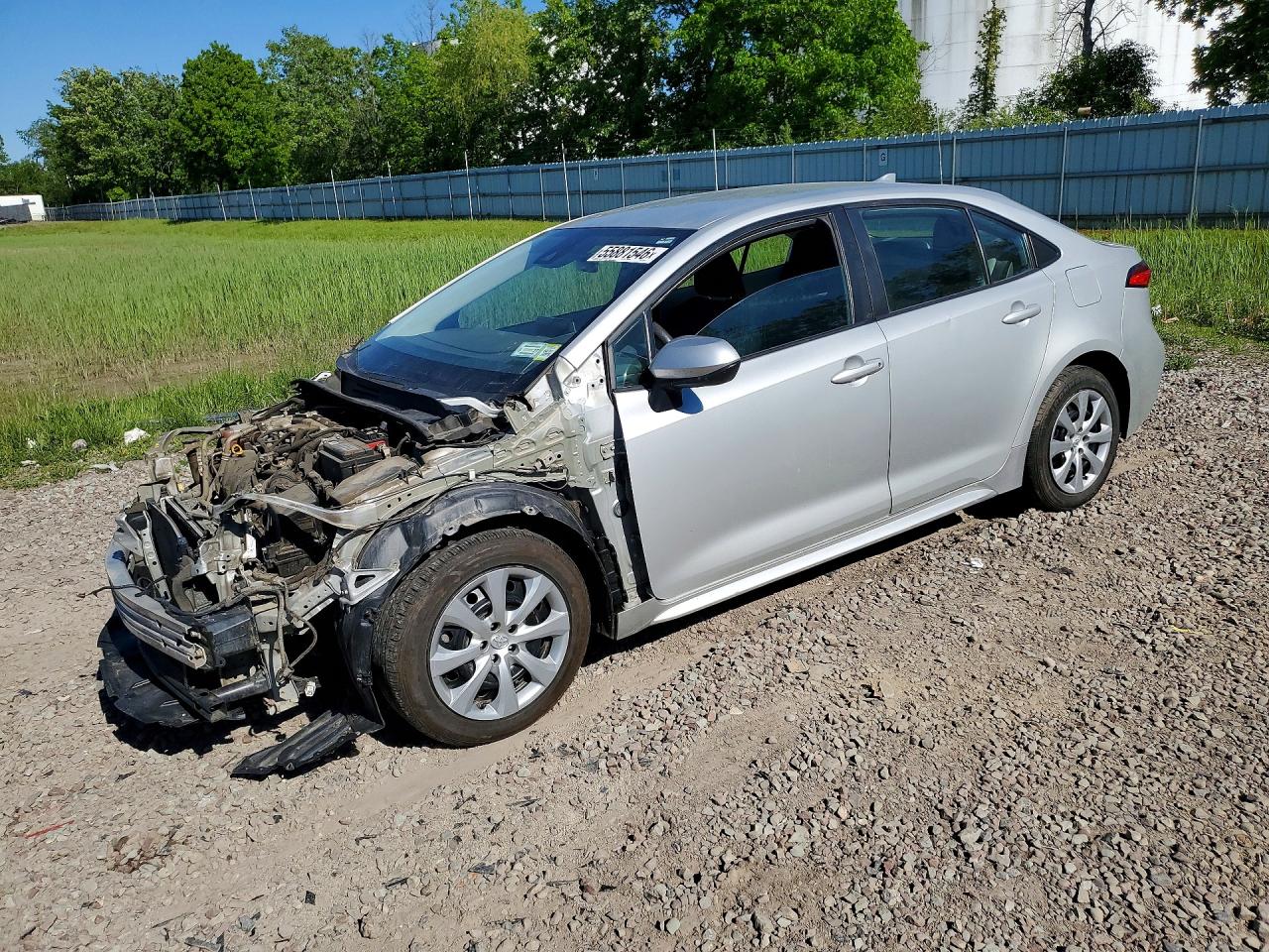 2021 Toyota Corolla LE, VIN 5YFEPMAE6MP229913 — Front end